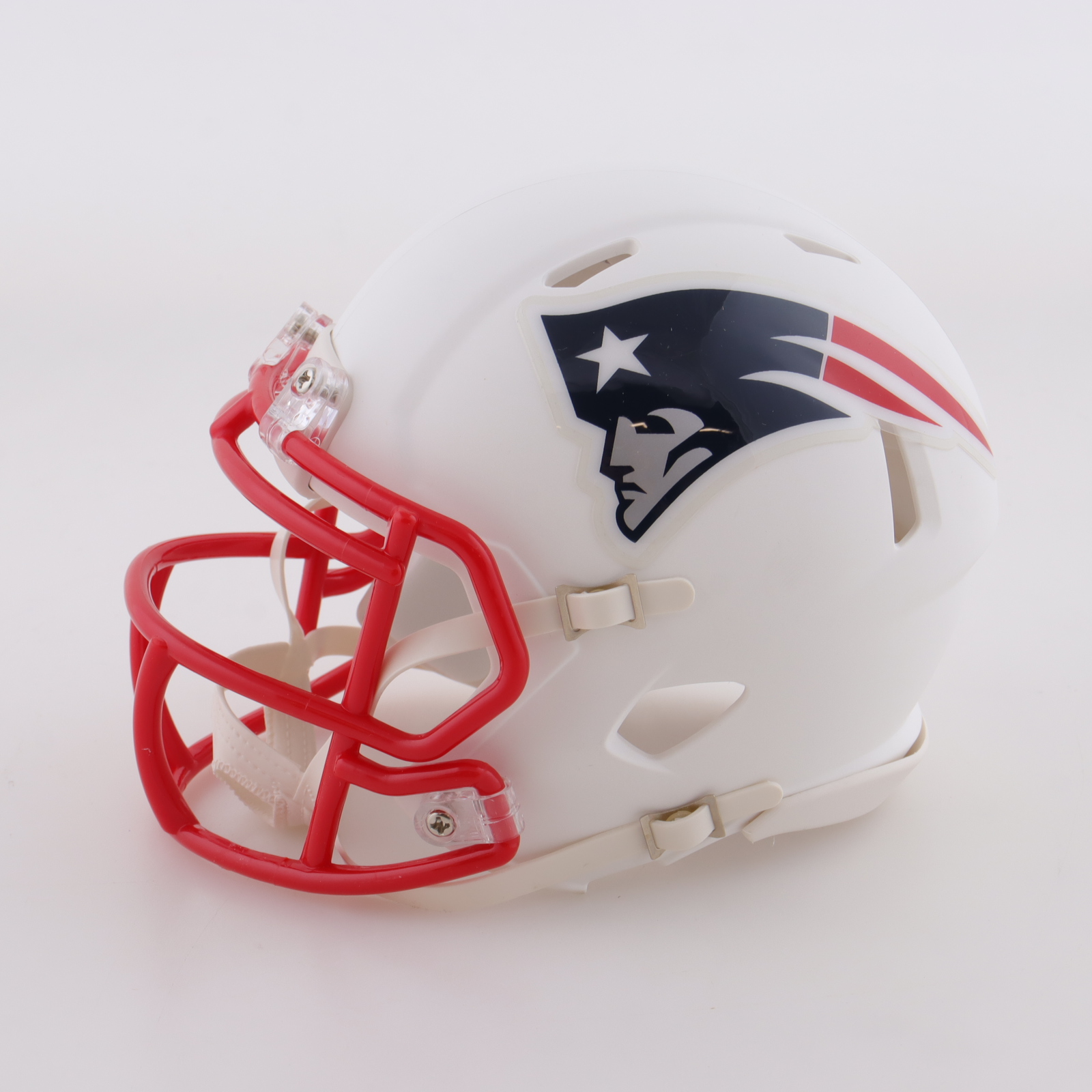 Jarrett Stidham Signed Patriots Flat White Collection Speed Mini Helmet (PSA) at PristineAuction.com Jarrett Stidham Signed Patriots Flat White Collection Speed Mini Helmet (PSA) at PristineAuction.com