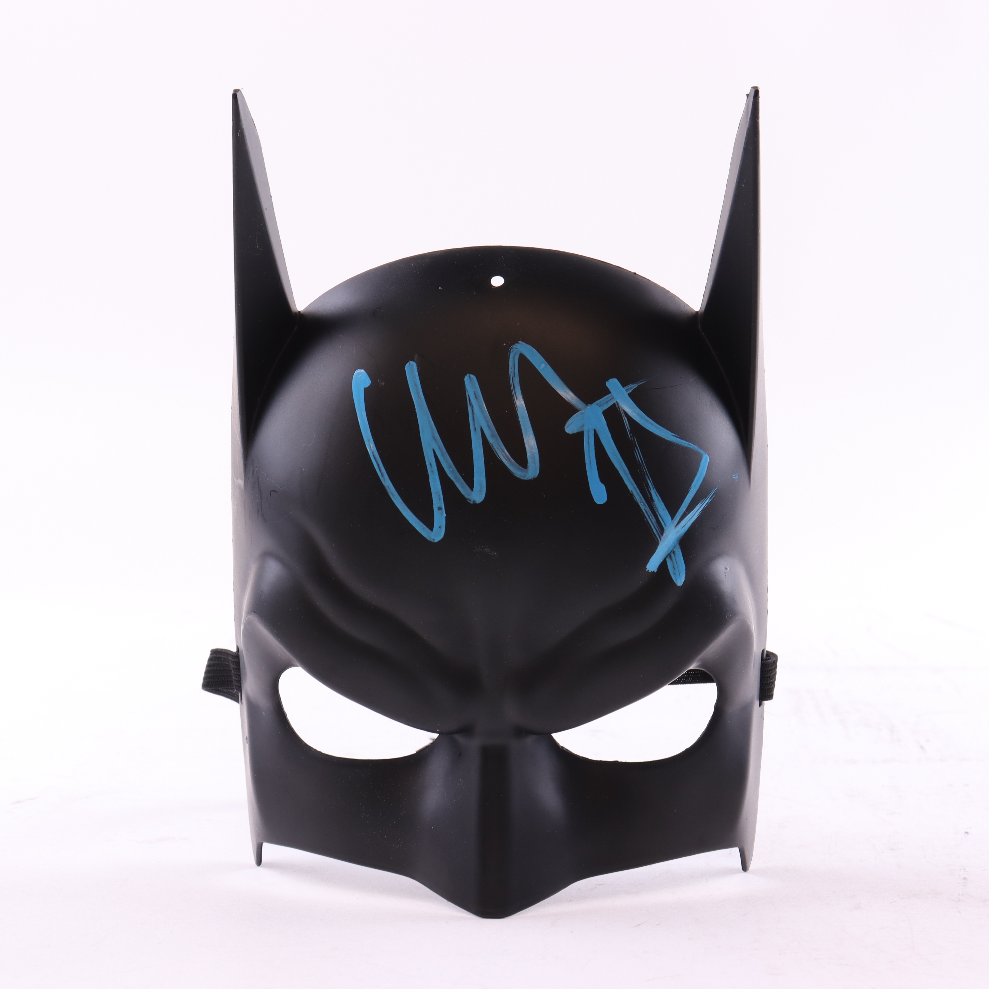 Christian Bale Signed "Batman" Mask (JSA) at PristineAuction.com Christian Bale Signed "Batman" Mask (JSA) at PristineAuction.com