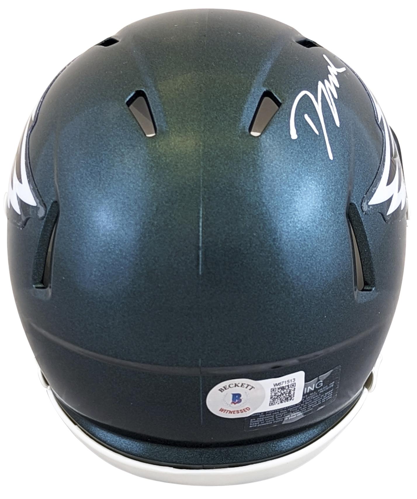 D'Andre Swift Signed Eagles Speed Mini Helmet with Display Case (Beckett) at PristineAuction.com D'Andre Swift Signed Eagles Speed Mini Helmet with Display Case (Beckett) at PristineAuction.com