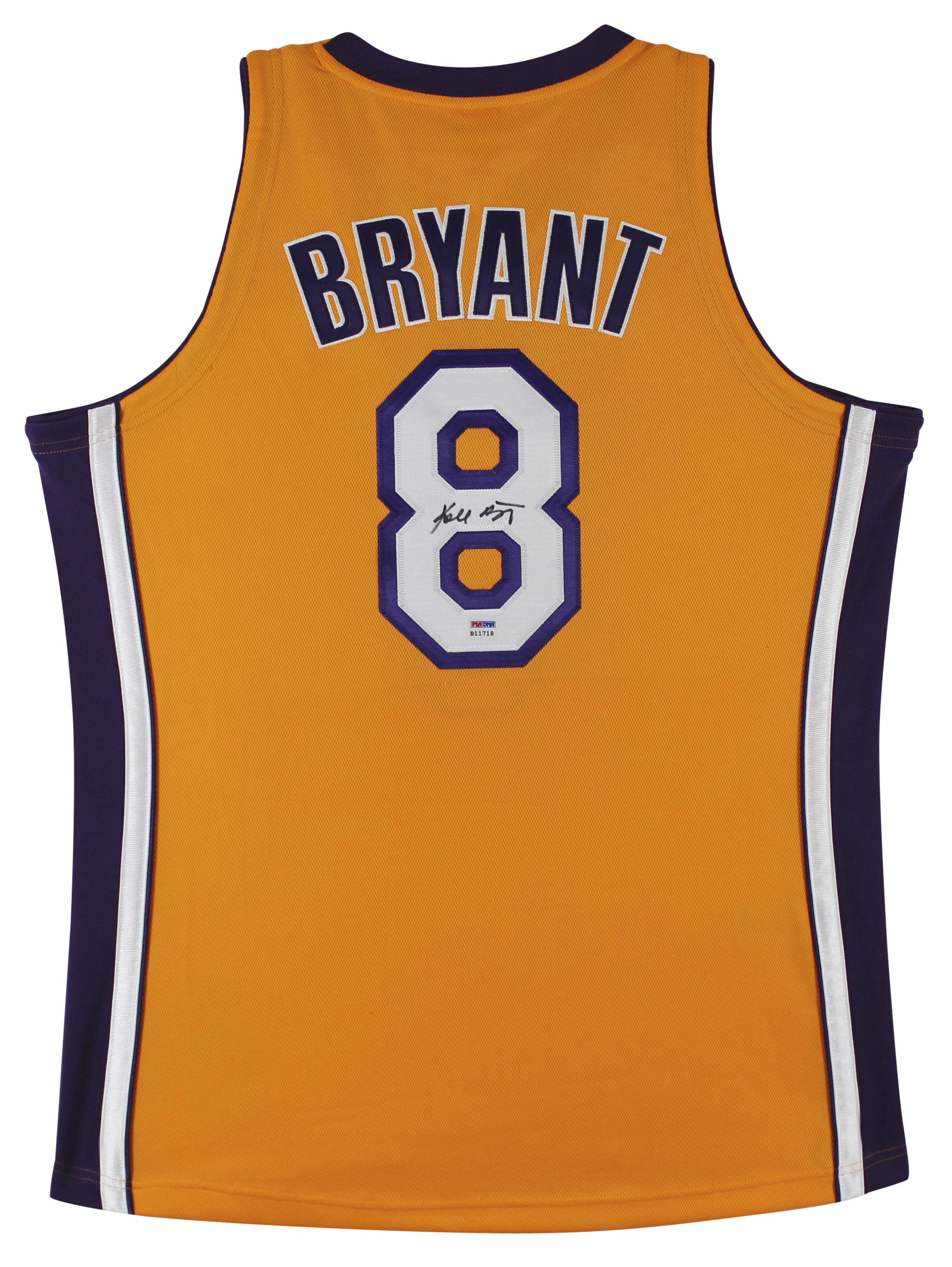 Kobe Bryant Signed 2000-01 Lakers Nike Jersey with NBA Finals Patch (PSA) at PristineAuction.com Kobe Bryant Signed 2000-01 Lakers Nike Jersey with NBA Finals Patch (PSA) at PristineAuction.com