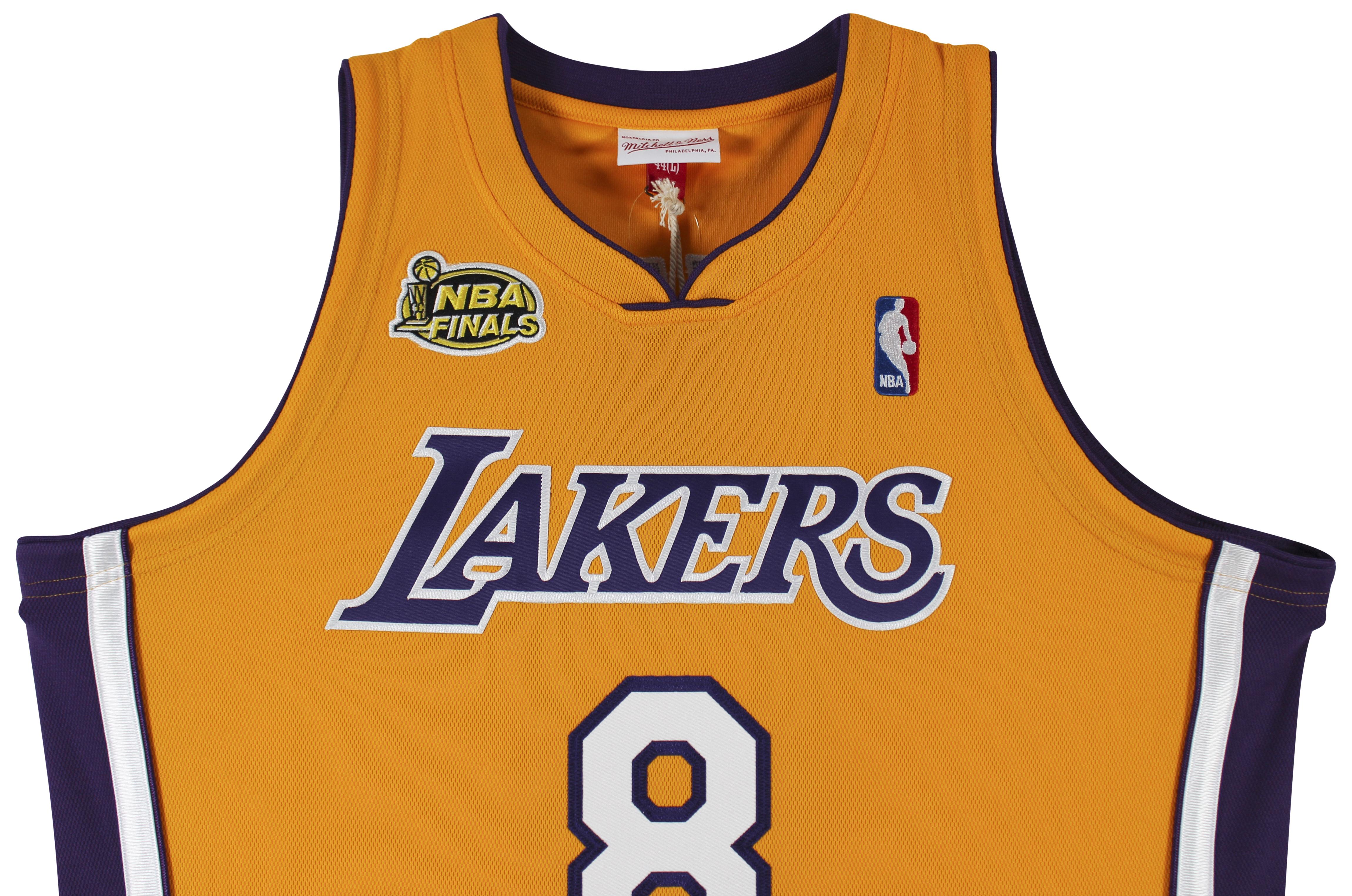 Kobe Bryant Signed 2000-01 Lakers Nike Jersey with NBA Finals Patch (PSA) at PristineAuction.com Kobe Bryant Signed 2000-01 Lakers Nike Jersey with NBA Finals Patch (PSA) at PristineAuction.com