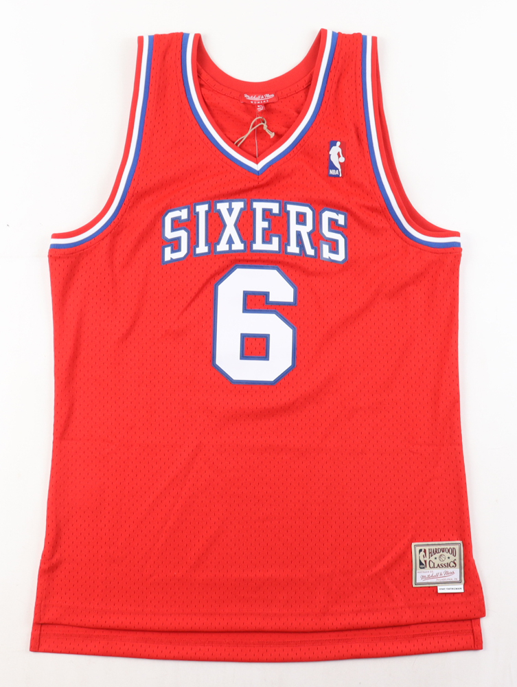 Julius "Dr. J" Erving Signed 76ers Jersey (PSA) at PristineAuction.com Julius "Dr. J" Erving Signed 76ers Jersey (PSA) at PristineAuction.com