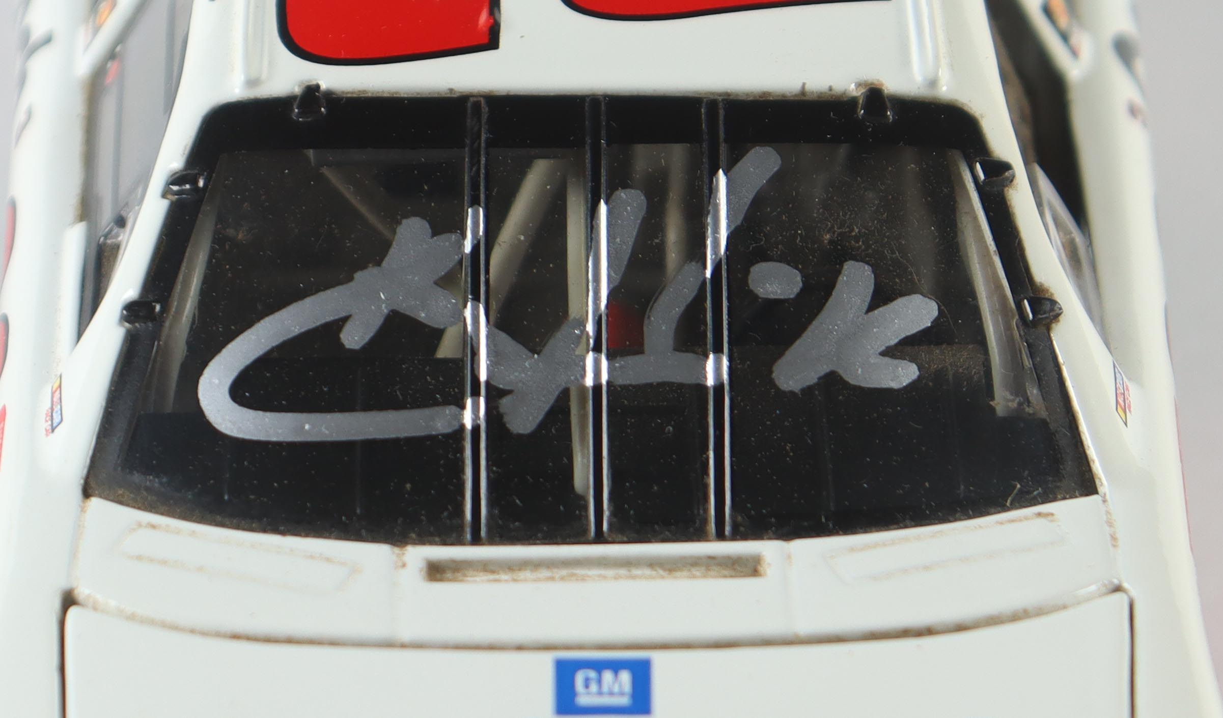 Kevin Harvick Signed LE #29 GM Goodwrench Service OREO Show Car 2001 Monte Carlo 1:24 Die-Cast Car (PA) at PristineAuction.com Kevin Harvick Signed LE #29 GM Goodwrench Service OREO Show Car 2001 Monte Carlo 1:24 Die-Cast Car (PA) at PristineAuction.com