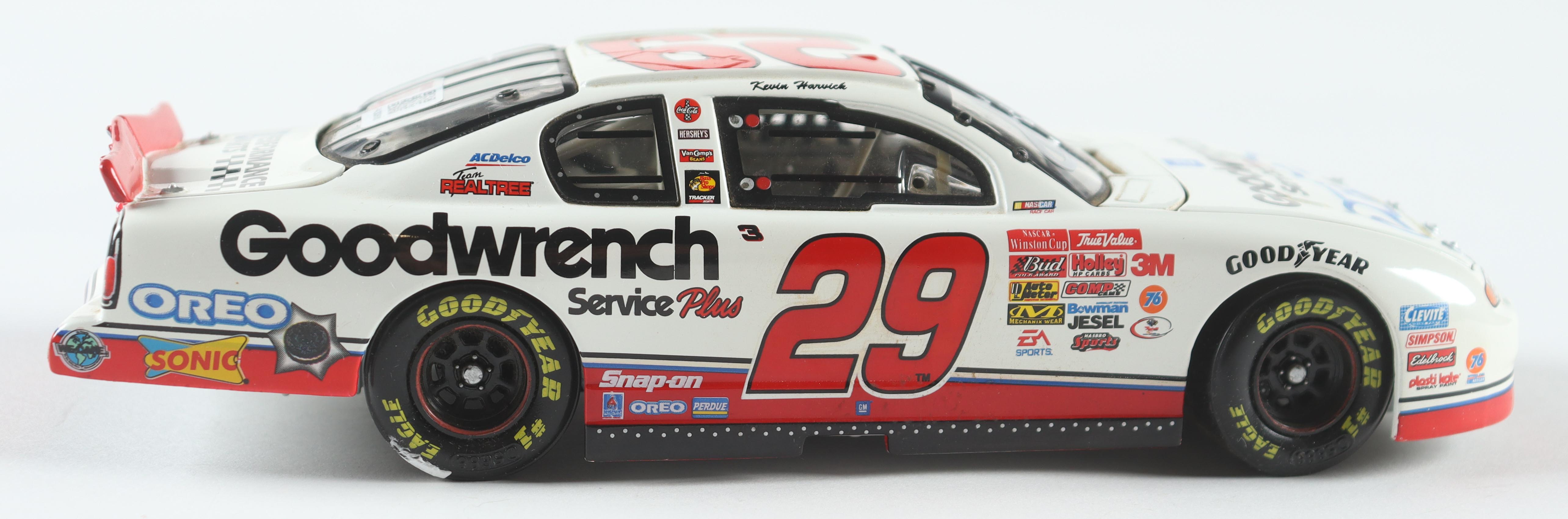 Kevin Harvick Signed LE #29 GM Goodwrench Service OREO Show Car 2001 Monte Carlo 1:24 Die-Cast Car (PA) at PristineAuction.com Kevin Harvick Signed LE #29 GM Goodwrench Service OREO Show Car 2001 Monte Carlo 1:24 Die-Cast Car (PA) at PristineAuction.com