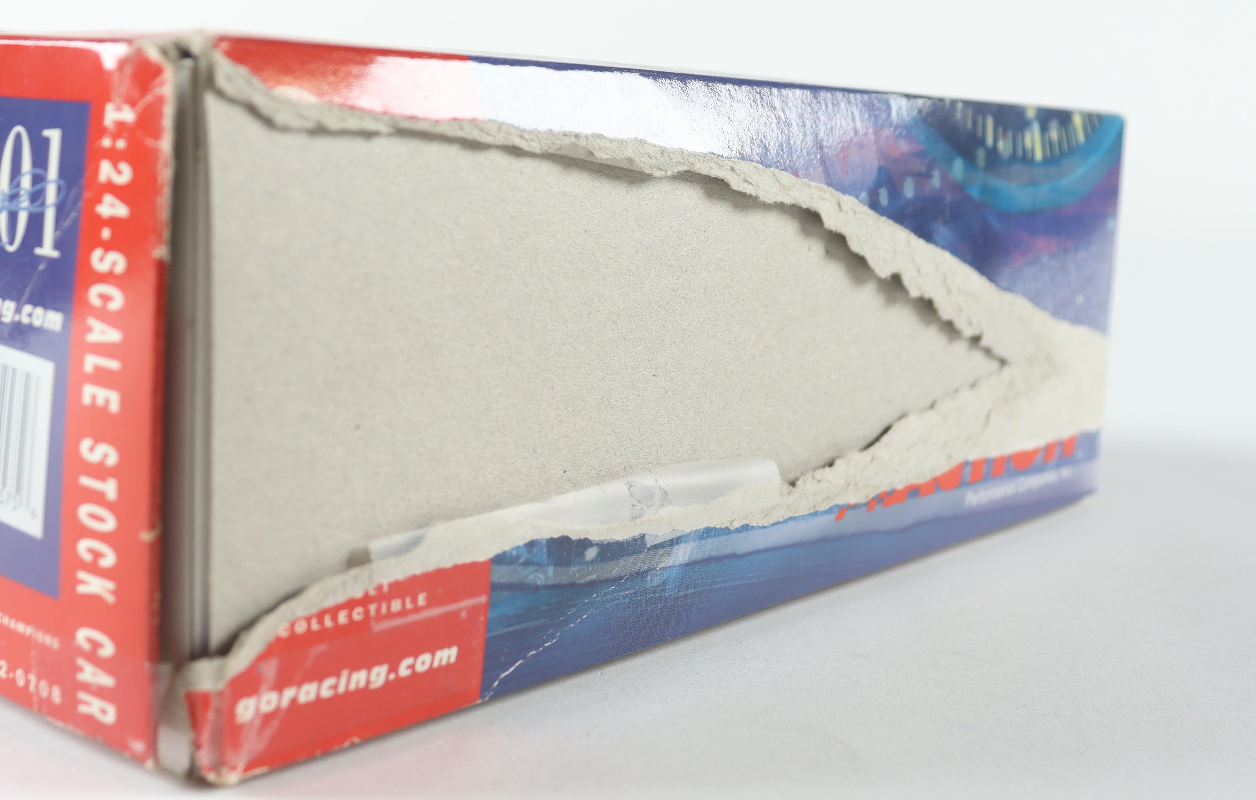 Kevin Harvick Signed LE #29 GM Goodwrench Service OREO Show Car 2001 Monte Carlo 1:24 Die-Cast Car (PA) at PristineAuction.com Kevin Harvick Signed LE #29 GM Goodwrench Service OREO Show Car 2001 Monte Carlo 1:24 Die-Cast Car (PA) at PristineAuction.com