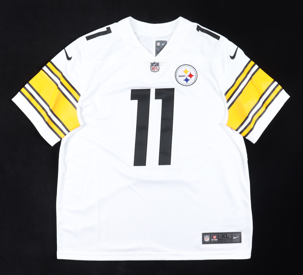 Chase Claypool Signed Steelers Jersey (Beckett) at PristineAuction.com Chase Claypool Signed Steelers Jersey (Beckett) at PristineAuction.com