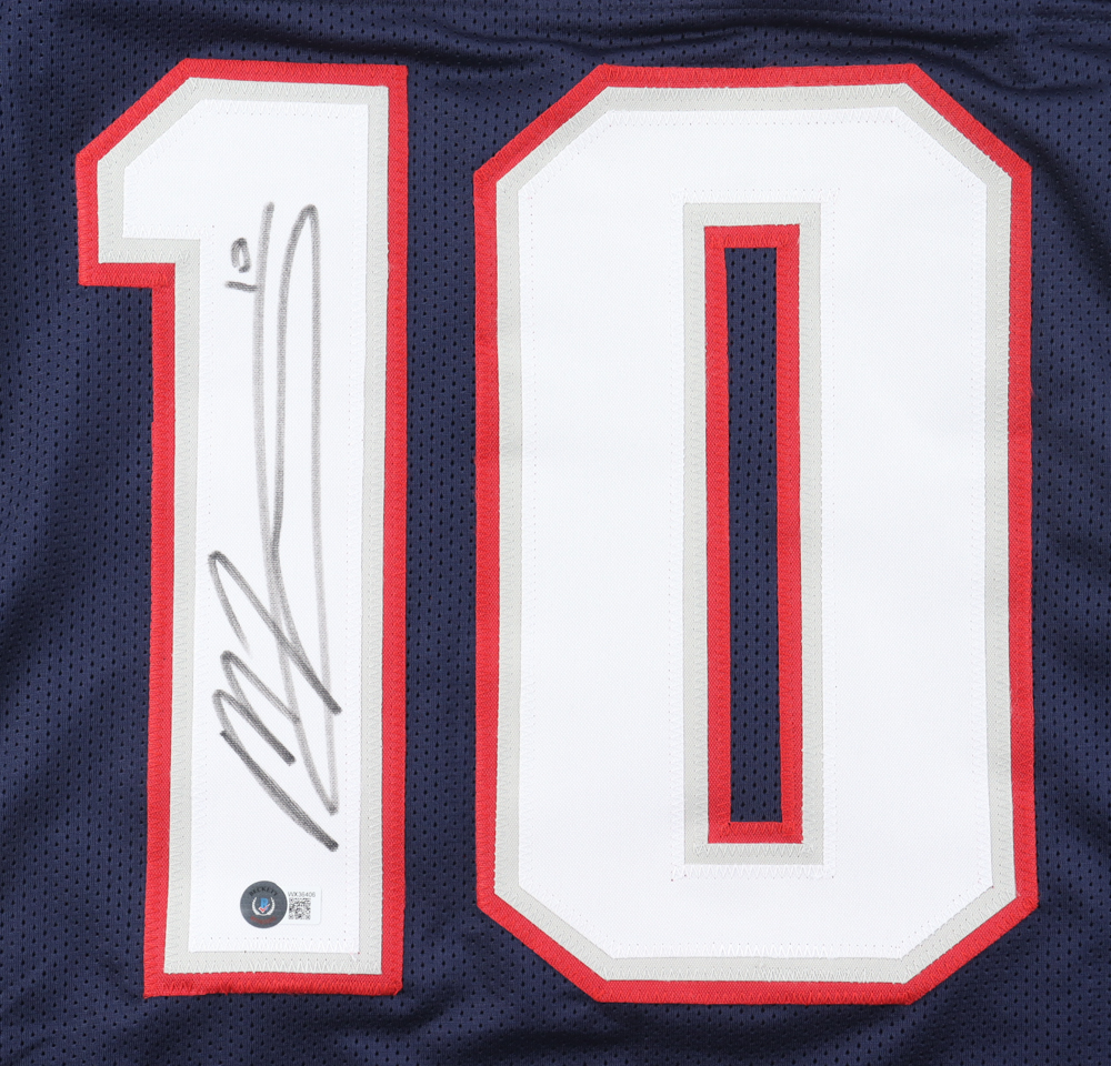 Mac Jones Signed Jersey (Beckett) at PristineAuction.com Mac Jones Signed Jersey (Beckett) at PristineAuction.com