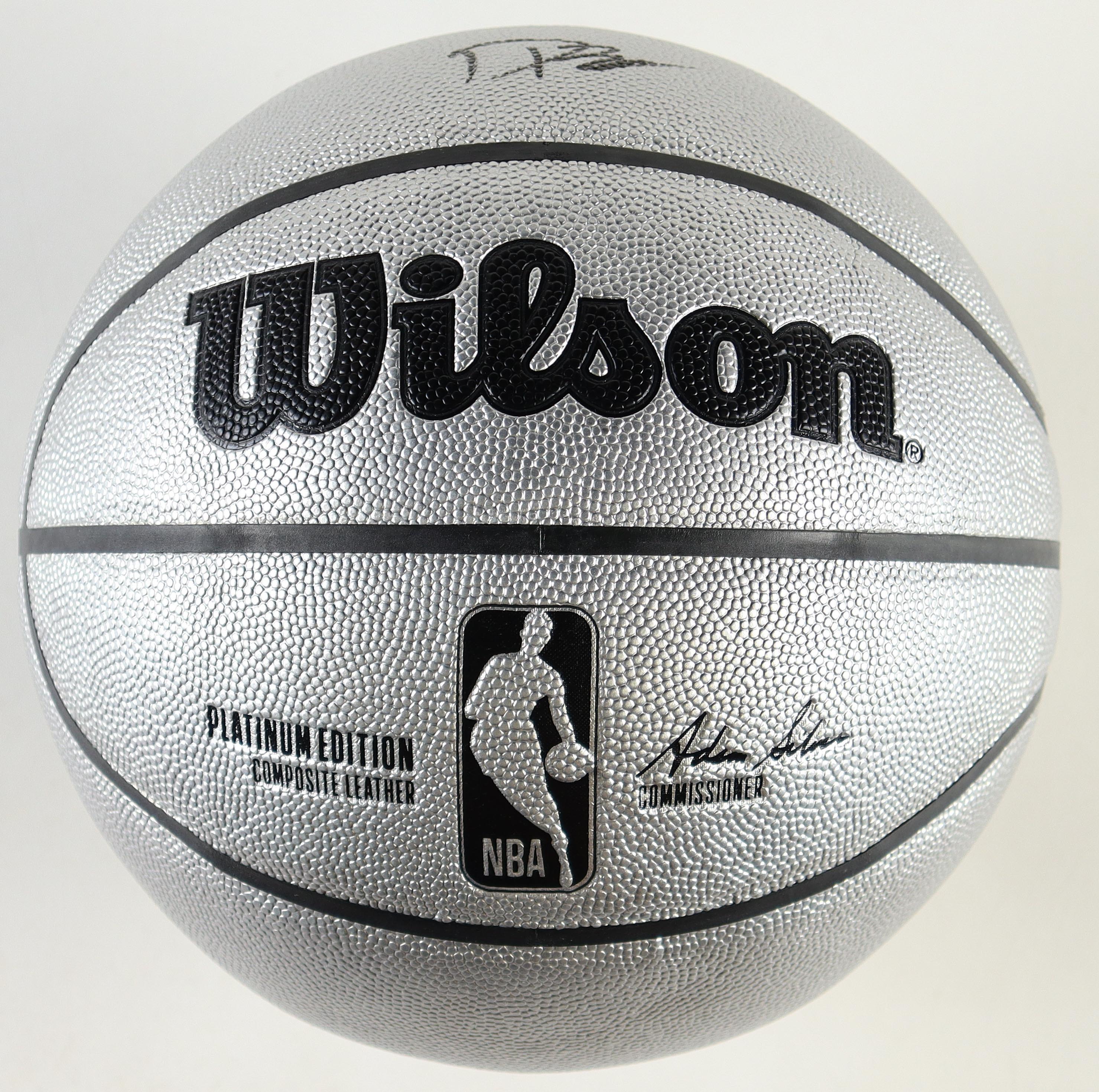 Desmond Bane Signed NBA Basketball (Beckett) at PristineAuction.com Desmond Bane Signed NBA Basketball (Beckett) at PristineAuction.com