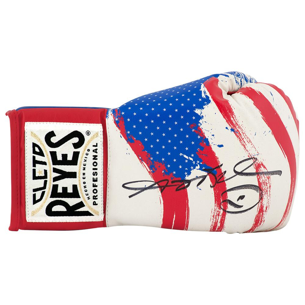 sugar-ray-leonard-signed-cleto-boxing-glove-schwartz-pristine-auction
