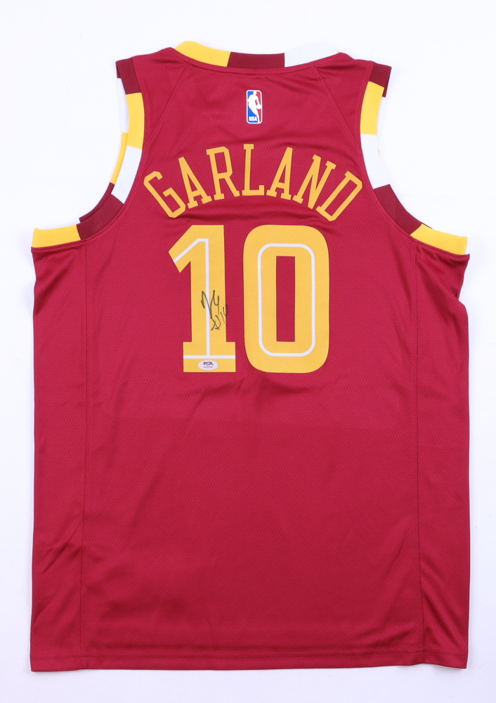 Darius Garland Signed Jersey (PSA) at PristineAuction.com Darius Garland Signed Jersey (PSA) at PristineAuction.com