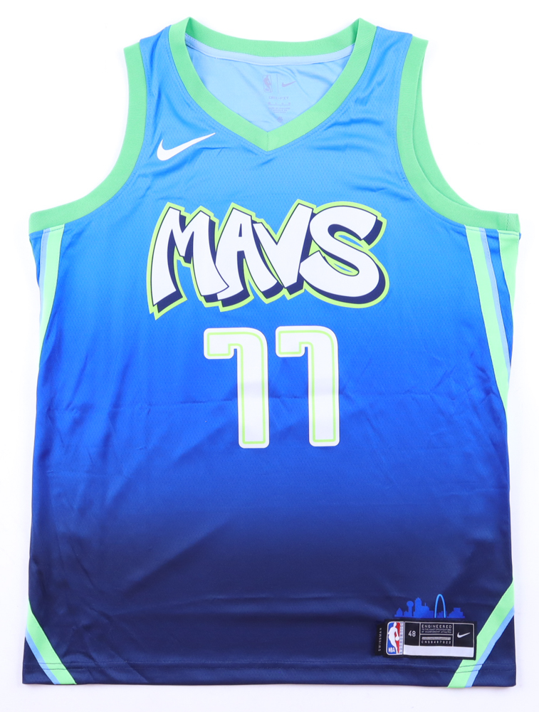 Luka Doncic Signed Jersey (PSA) at PristineAuction.com Luka Doncic Signed Jersey (PSA) at PristineAuction.com