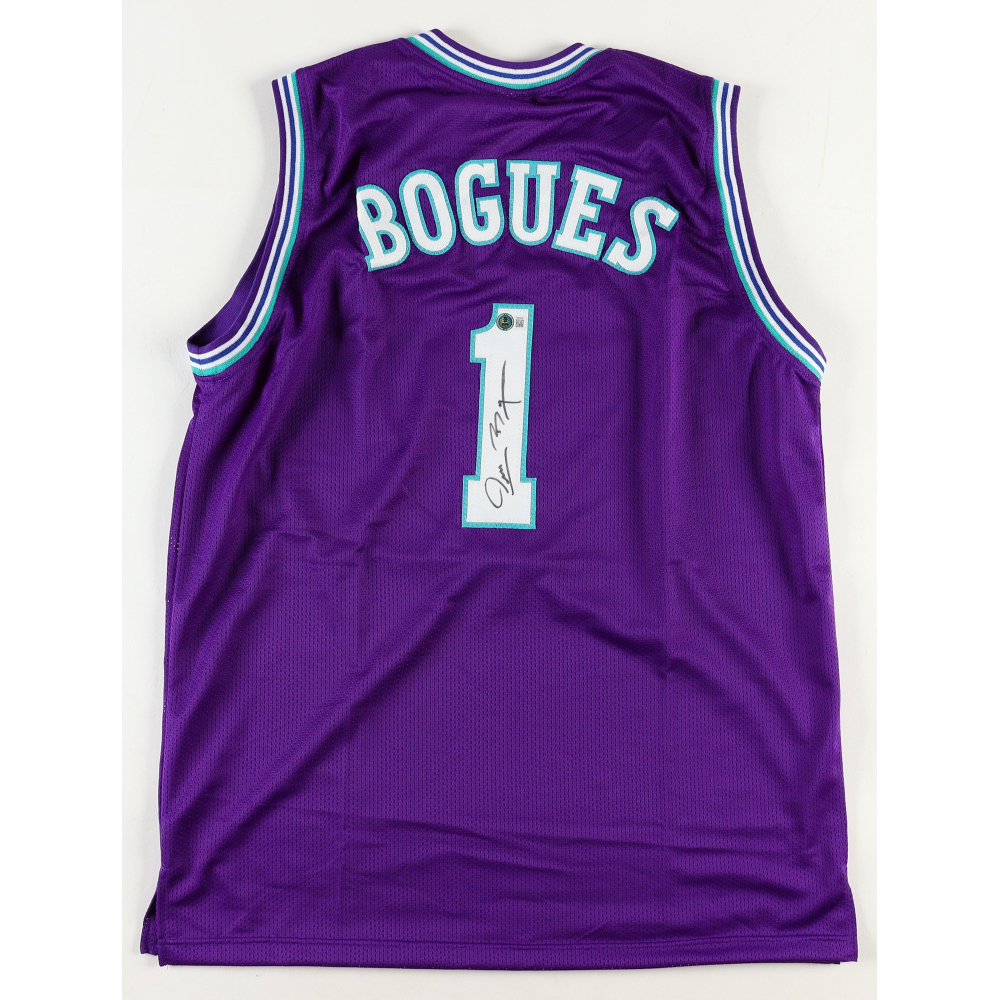 Muggsy Bogues Signed Jersey (Beckett) Pristine Auction