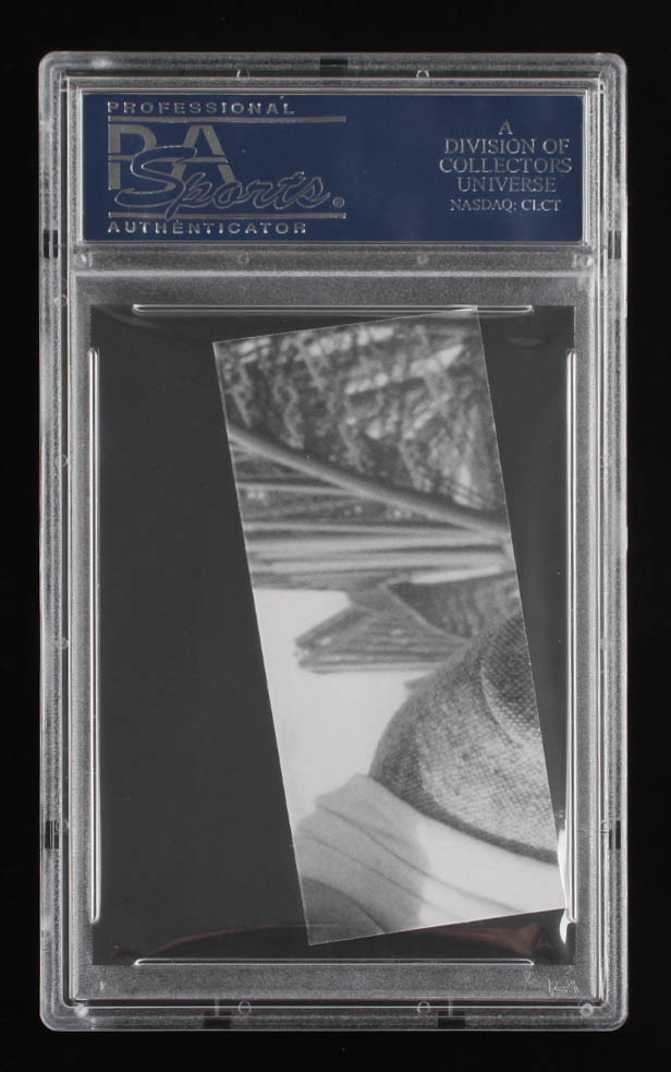 Sean Connery Signed Cut (PSA) at PristineAuction.com Sean Connery Signed Cut (PSA) at PristineAuction.com