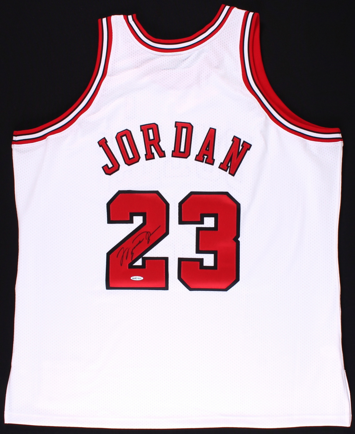 Michael Jordan Signed Bulls Jersey (UDA COA) at PristineAuction.com Michael Jordan Signed Bulls Jersey (UDA COA) at PristineAuction.com