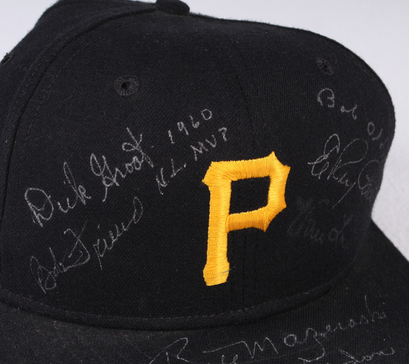 1960 Team-Signed Pittsburgh Pirates Hat with (9) Signatures Including Bob Friend, Roy Face, Gino Cimoli, Bill Mazeroski, Dick Groat, Vernon Law, Bob Oldis, Hal Smith & Bill Verdon (JSA ALOA) at PristineAuction.com 1960 Team-Signed Pittsburgh Pirates Hat with (9) Signatures Including Bob Friend, Roy Face, Gino Cimoli, Bill Mazeroski, Dick Groat, Vernon Law, Bob Oldis, Hal Smith & Bill Verdon (JSA ALOA) at PristineAuction.com