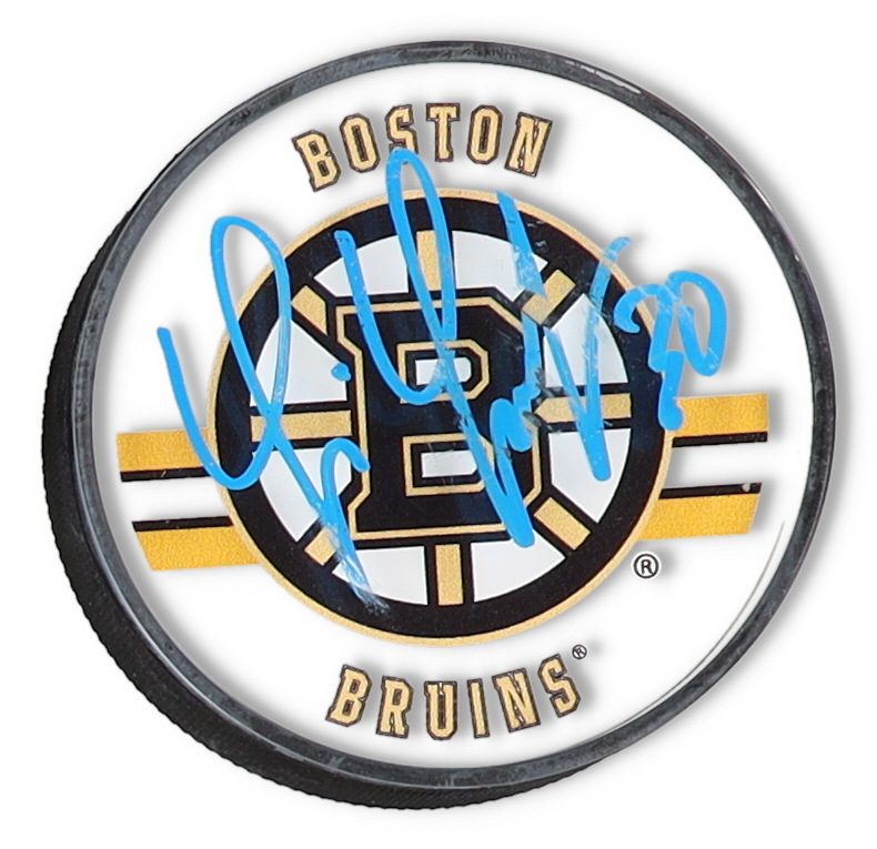 Tim Thomas Signed Bruins Logo Acrylic Hockey Puck (COJO) at PristineAuction.com Tim Thomas Signed Bruins Logo Acrylic Hockey Puck (COJO) at PristineAuction.com