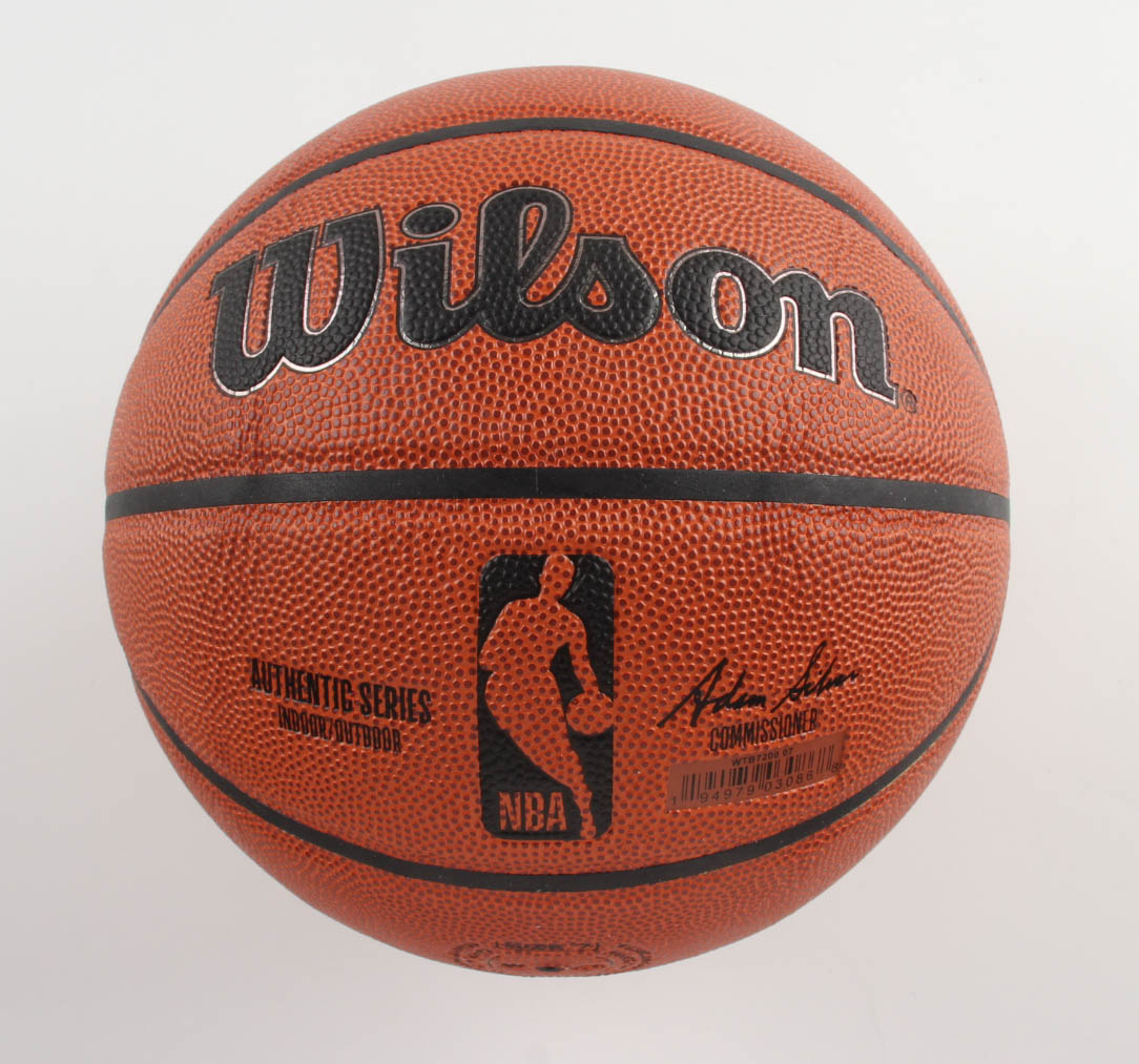 Toni Kukoc Signed NBA Basketball (Beckett) at PristineAuction.com Toni Kukoc Signed NBA Basketball (Beckett) at PristineAuction.com