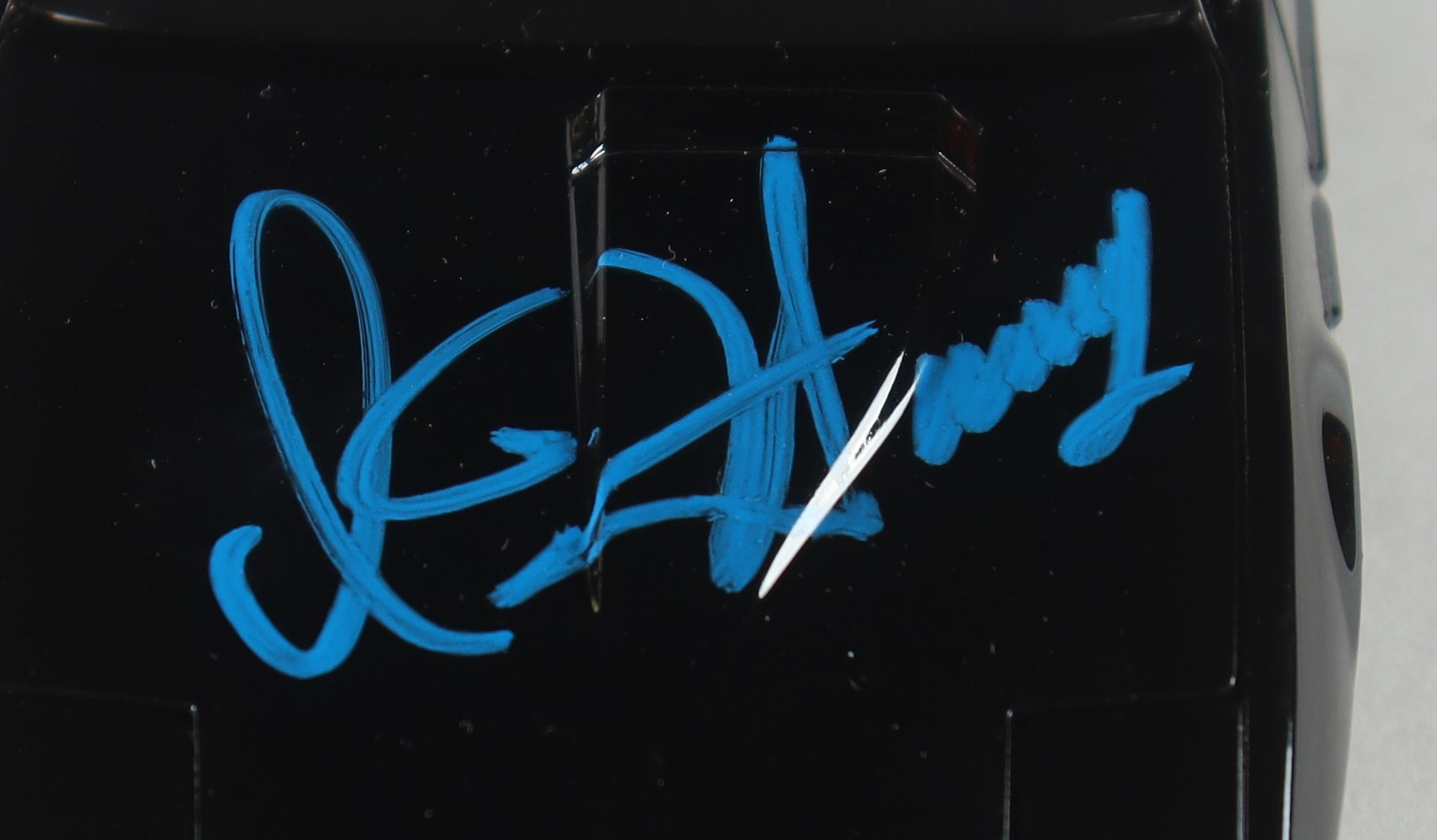 David Hasselhoff Signed "Knight Rider" 1:24 Diecast Car (Beckett) at PristineAuction.com David Hasselhoff Signed "Knight Rider" 1:24 Diecast Car (Beckett) at PristineAuction.com