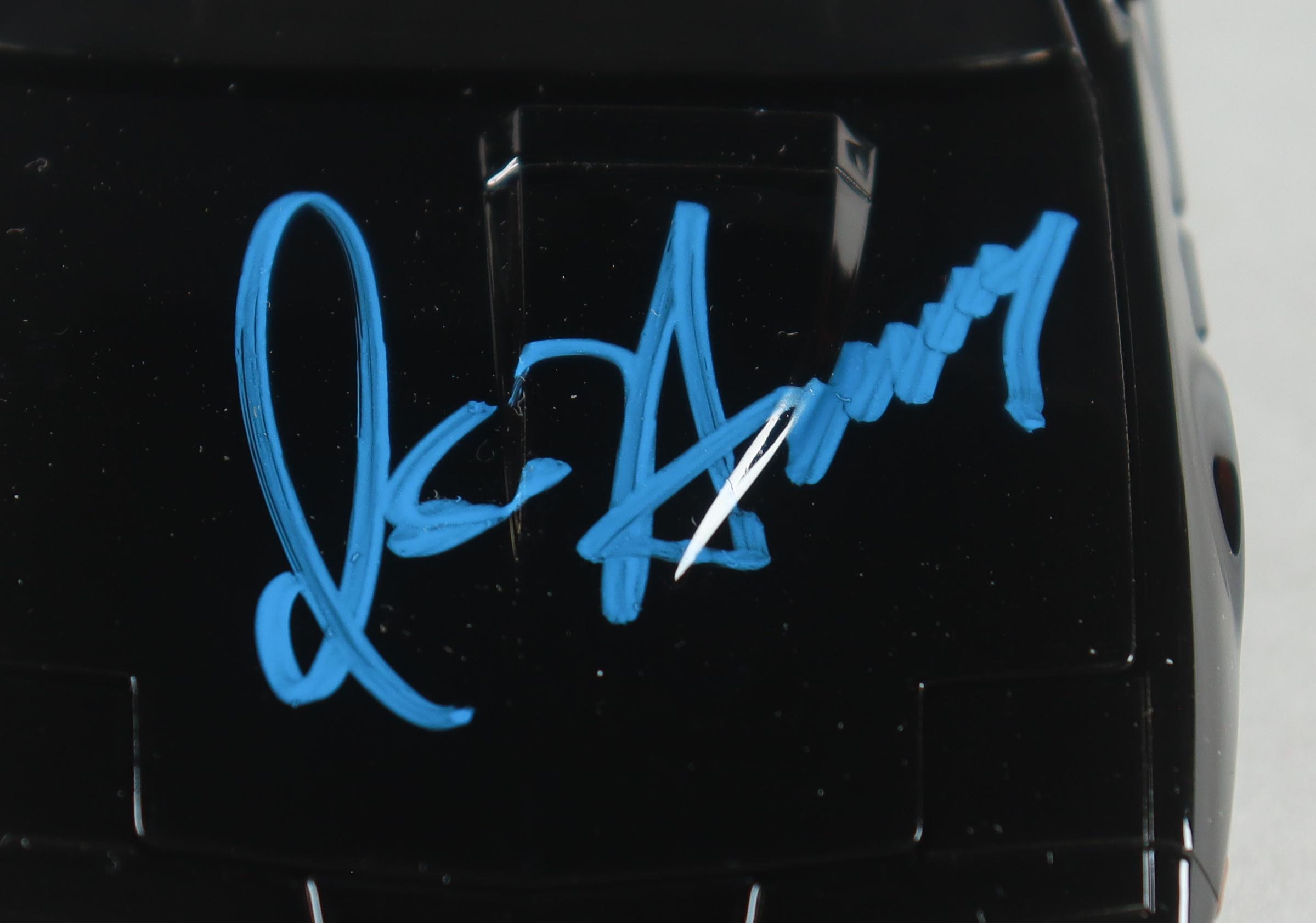 David Hasselhoff Signed "Knight Rider" 1:24 Diecast Car (Beckett) at PristineAuction.com David Hasselhoff Signed "Knight Rider" 1:24 Diecast Car (Beckett) at PristineAuction.com