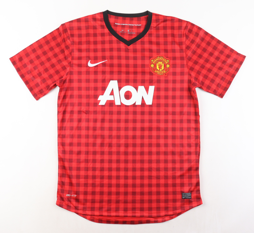 Wayne Rooney Signed Manchester United Jersey (Beckett) at PristineAuction.com Wayne Rooney Signed Manchester United Jersey (Beckett) at PristineAuction.com