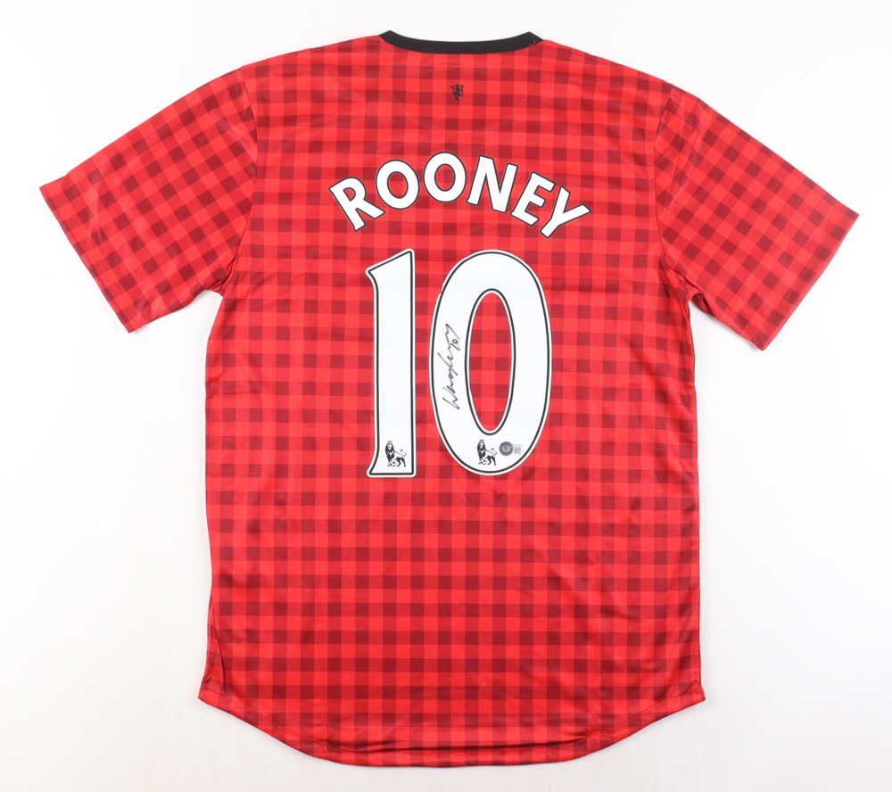 Wayne Rooney Signed Manchester United Jersey (Beckett) at PristineAuction.com Wayne Rooney Signed Manchester United Jersey (Beckett) at PristineAuction.com