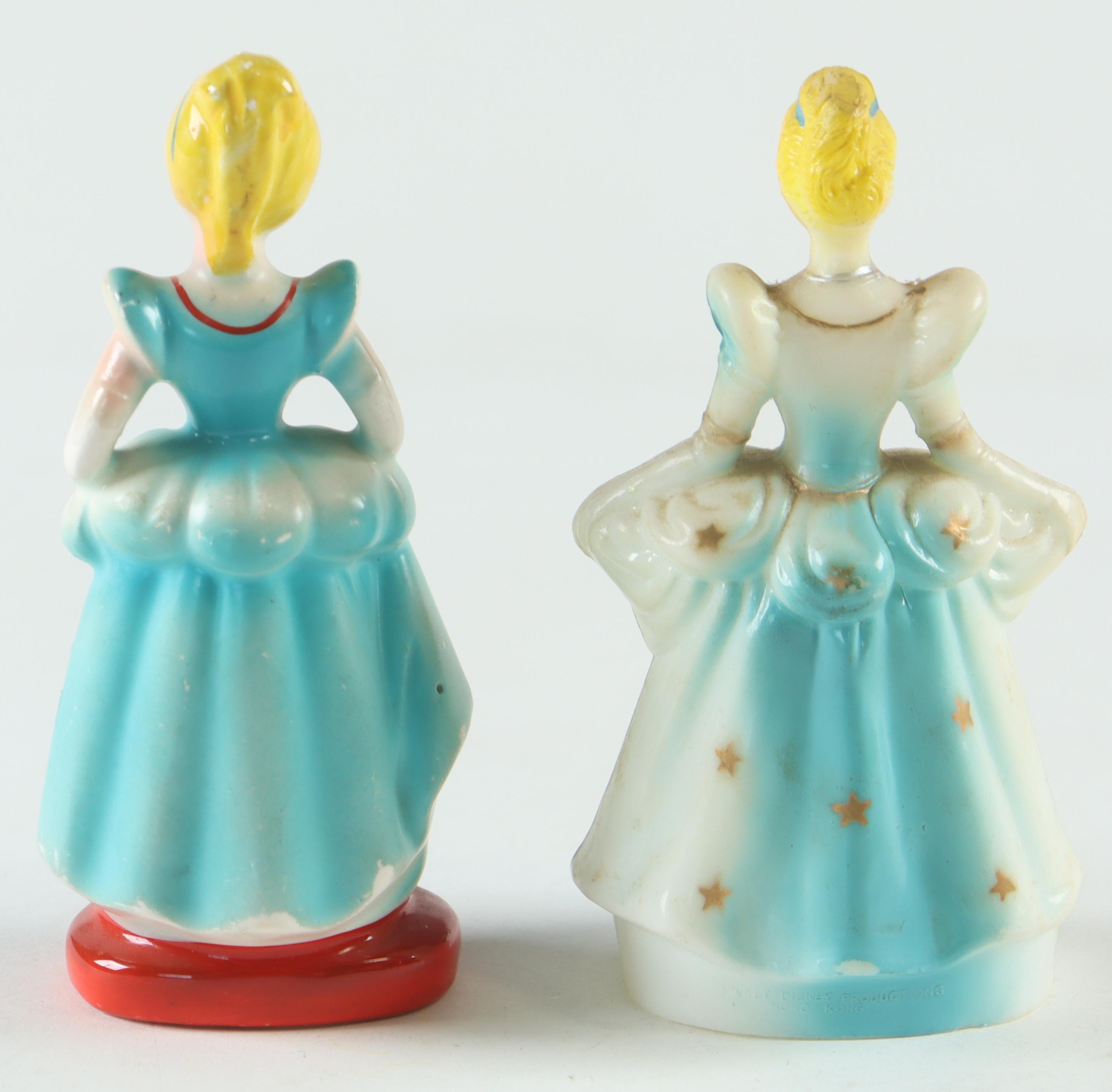 (2) Vintage Disney Cinderella Figures In Acrylic Display Case at PristineAuction.com (2) Vintage Disney Cinderella Figures In Acrylic Display Case at PristineAuction.com