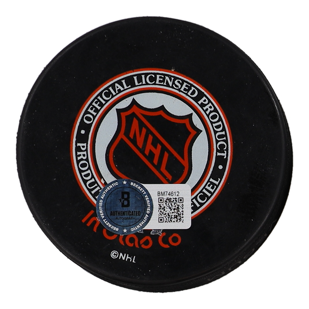 Larry Murphy Signed Red Wings 1998 Stanley Cup Champions Logo Hockey Puck (Beckett) at PristineAuction.com Larry Murphy Signed Red Wings 1998 Stanley Cup Champions Logo Hockey Puck (Beckett) at PristineAuction.com