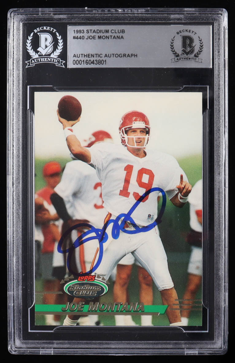 Joe Montana Signed 1993 Stadium Club #440 (BGS) at PristineAuction.com Joe Montana Signed 1993 Stadium Club #440 (BGS) at PristineAuction.com