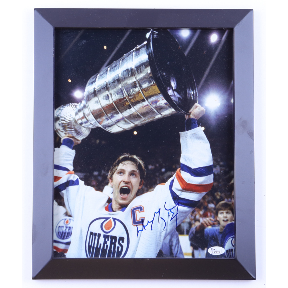 WAYNE GRETZKY signed autographed photo game action COA Hologram
