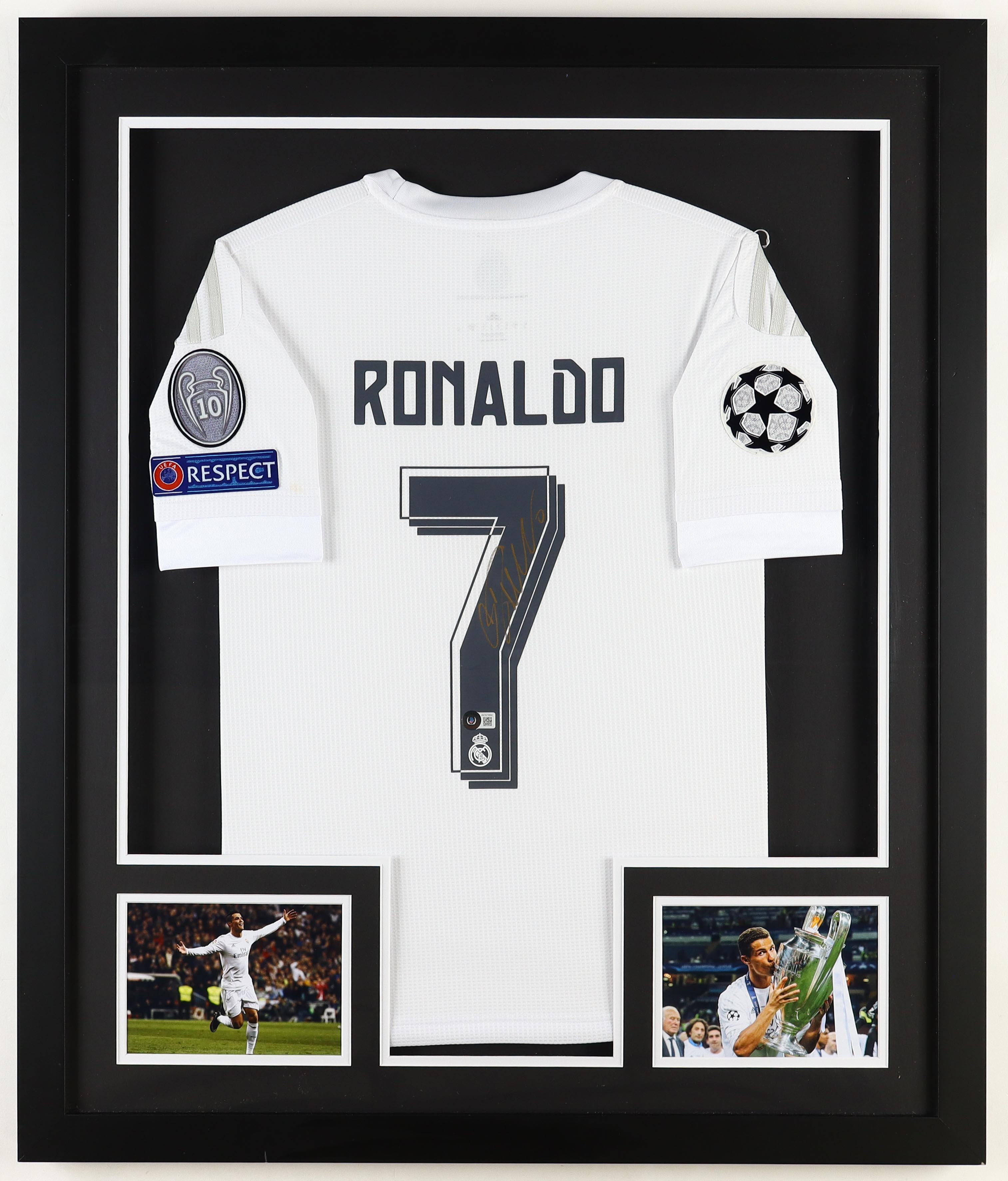 Cristiano Ronaldo Signed Real Madrid Custom Framed Jersey (Beckett) at PristineAuction.com Cristiano Ronaldo Signed Real Madrid Custom Framed Jersey (Beckett) at PristineAuction.com