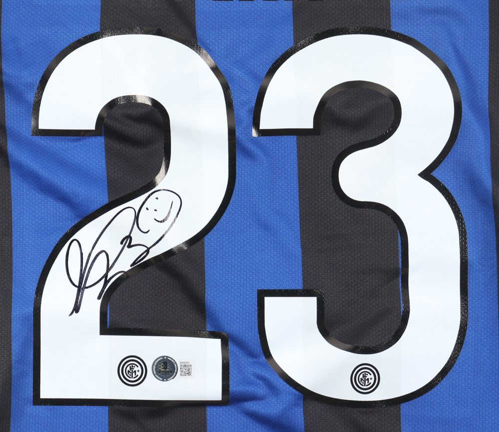 Marco Materazzi Signed Jersey (Beckett) at PristineAuction.com Marco Materazzi Signed Jersey (Beckett) at PristineAuction.com