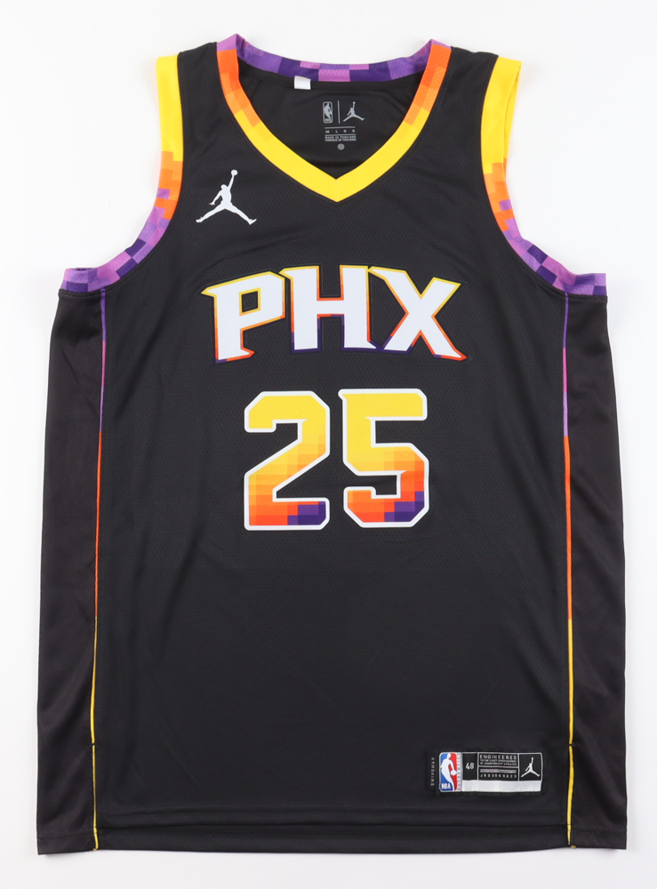 Nassir Little Signed Jersey (JSA) at PristineAuction.com Nassir Little Signed Jersey (JSA) at PristineAuction.com