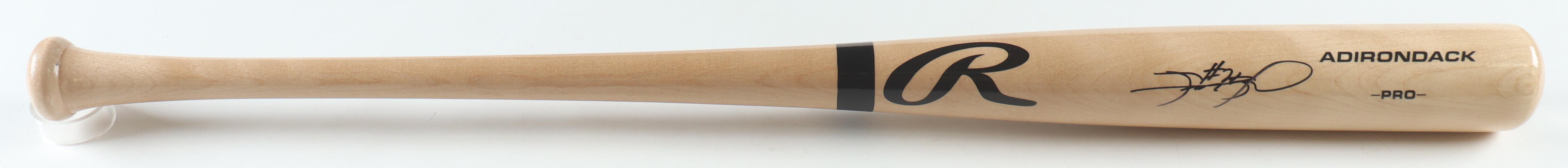 Sammy Sosa Signed Rawlings Pro Baseball Bat (Beckett) at PristineAuction.com Sammy Sosa Signed Rawlings Pro Baseball Bat (Beckett) at PristineAuction.com