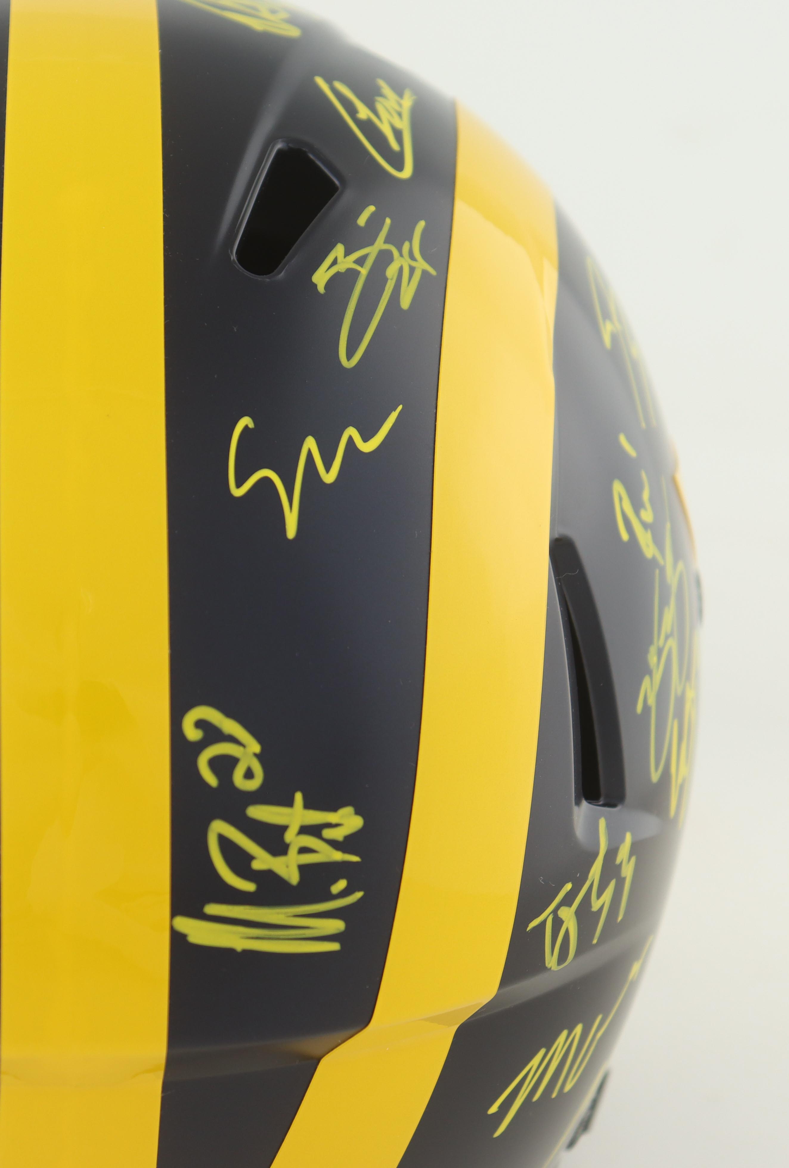 2023 Michigan Wolverines Full-Size Speed Helmet Team-Signed by (19) with J.J. McCarthy, Blake Corum, Roman Wilson, Colston Loveland (Beckett) at PristineAuction.com 2023 Michigan Wolverines Full-Size Speed Helmet Team-Signed by (19) with J.J. McCarthy, Blake Corum, Roman Wilson, Colston Loveland (Beckett) at PristineAuction.com