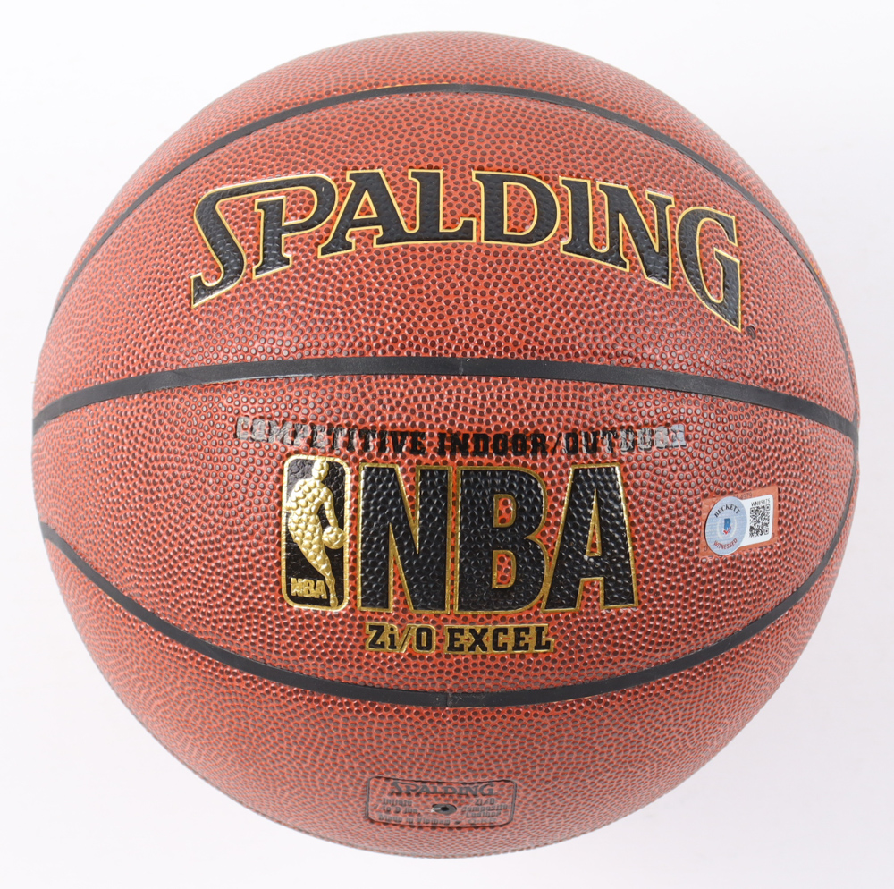 Kareem Abdul-Jabbar Signed NBA Basketball Inscribed "HOF 95" (Beckett) at PristineAuction.com Kareem Abdul-Jabbar Signed NBA Basketball Inscribed "HOF 95" (Beckett) at PristineAuction.com