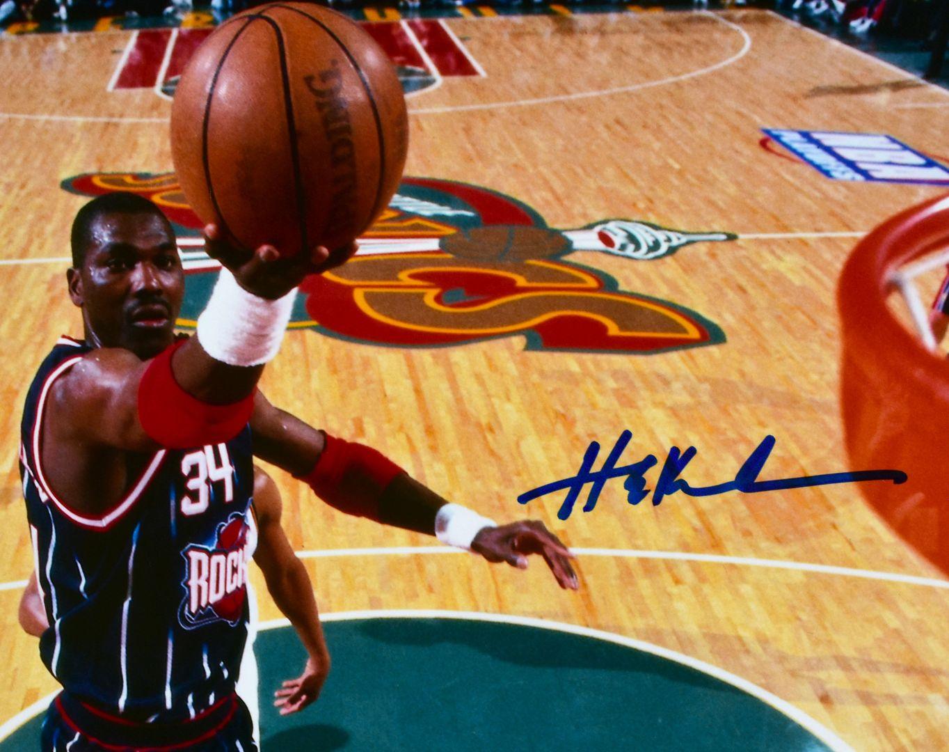 Hakeem Olajuwon Signed Rockets 8x10 Photo (JSA) at PristineAuction.com Hakeem Olajuwon Signed Rockets 8x10 Photo (JSA) at PristineAuction.com