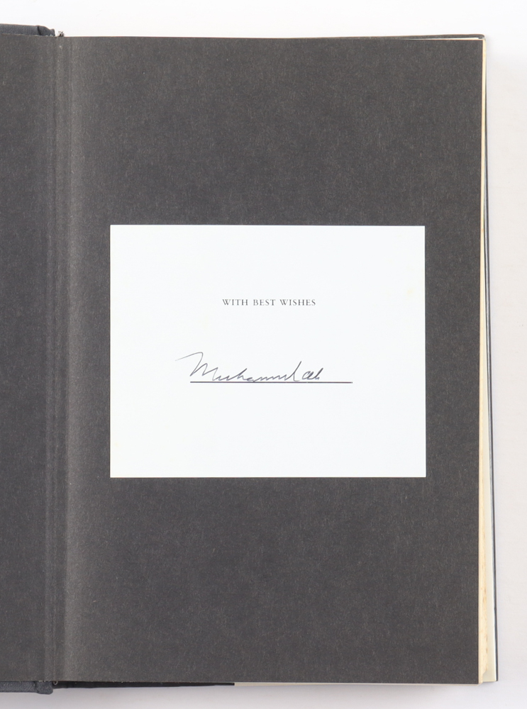 Muhammad Ali Signed "His Life & Times" Hardcover Book (JSA) at PristineAuction.com Muhammad Ali Signed "His Life & Times" Hardcover Book (JSA) at PristineAuction.com