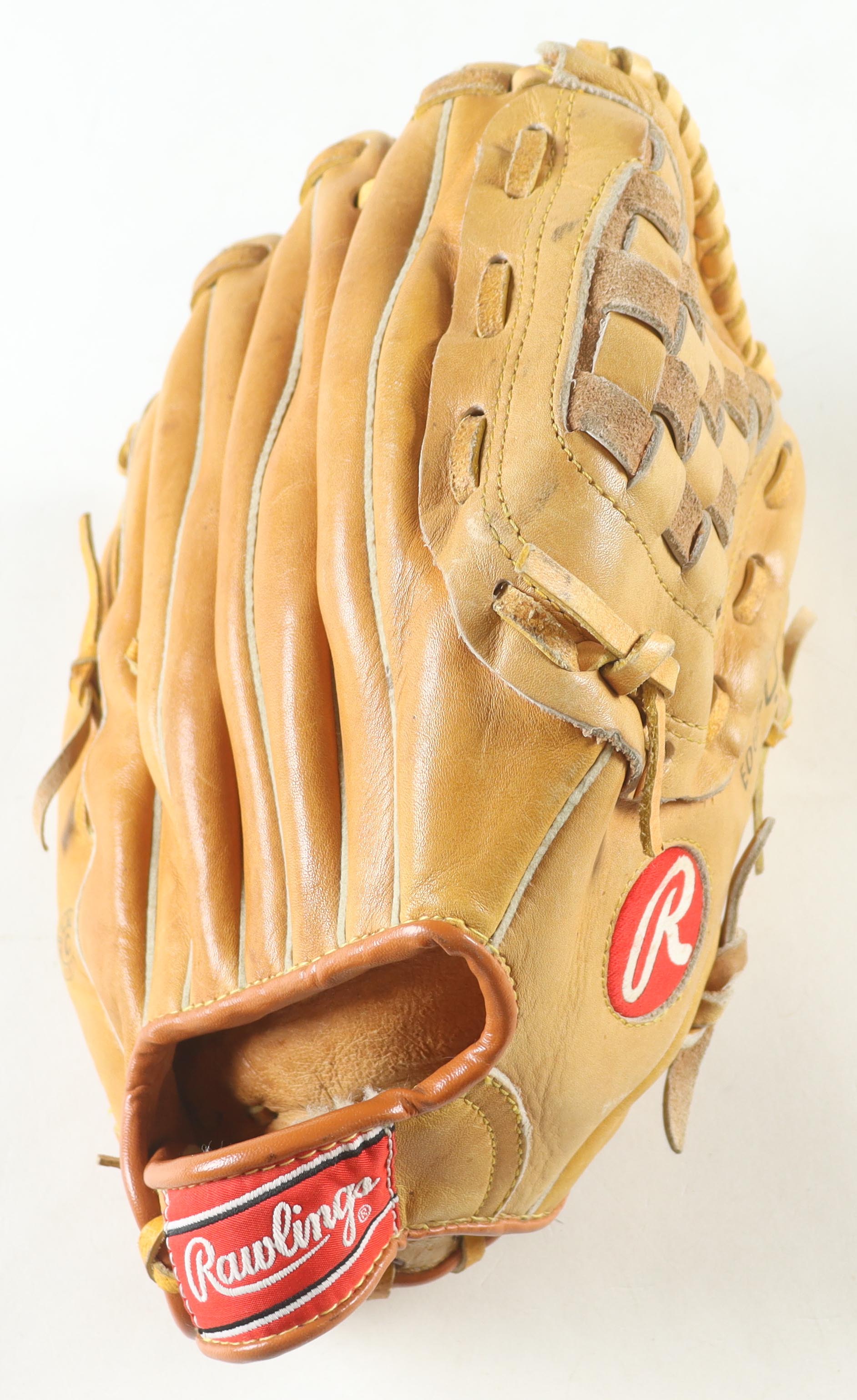 Nolan Ryan Signed Vintage Rawlings Nolan Ryan Model Baseball Glove Inscribed "324 Wins", "5,714 K's" & "7 No-Hitters In Photo Back Display Case (PSA) at PristineAuction.com Nolan Ryan Signed Vintage Rawlings Nolan Ryan Model Baseball Glove Inscribed "324 Wins", "5,714 K's" & "7 No-Hitters In Photo Back Display Case (PSA) at PristineAuction.com