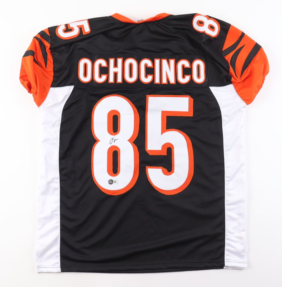 Chad "Ocho Cinco" Johnson Signed Jersey (Beckett) at PristineAuction.com Chad "Ocho Cinco" Johnson Signed Jersey (Beckett) at PristineAuction.com