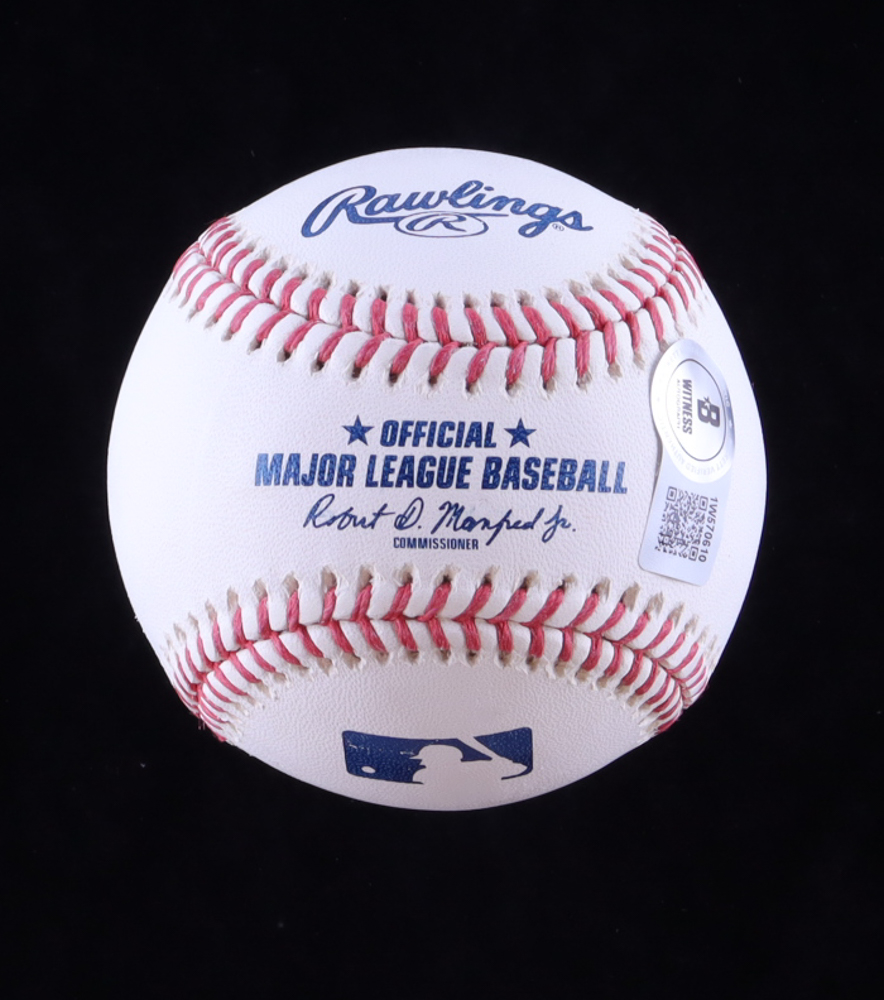 Miguel Cabrera Signed OML Baseball (Beckett) at PristineAuction.com Miguel Cabrera Signed OML Baseball (Beckett) at PristineAuction.com