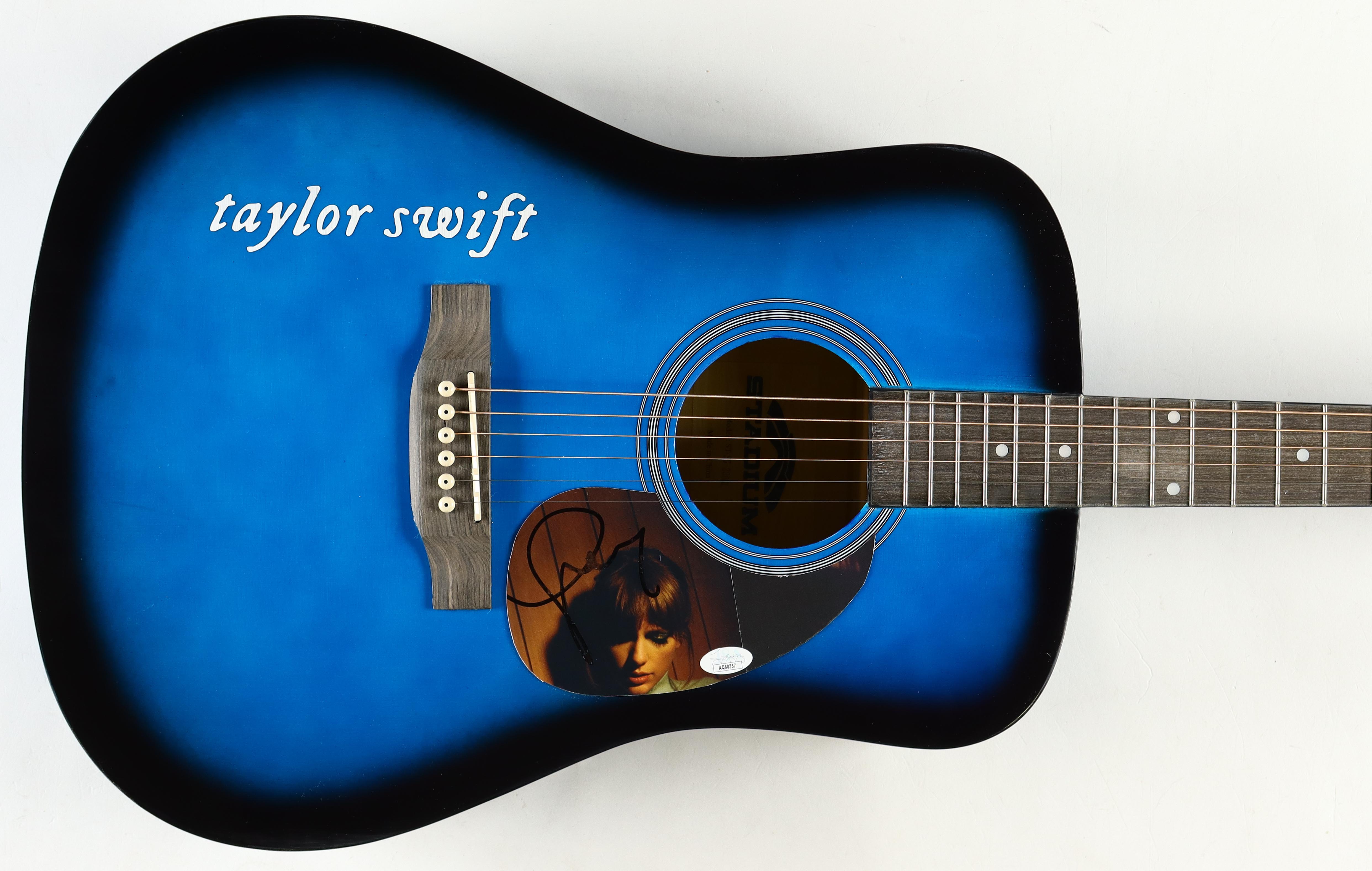 Taylor Swift Signed 39" Acoustic Guitar (JSA) at PristineAuction.com Taylor Swift Signed 39" Acoustic Guitar (JSA) at PristineAuction.com