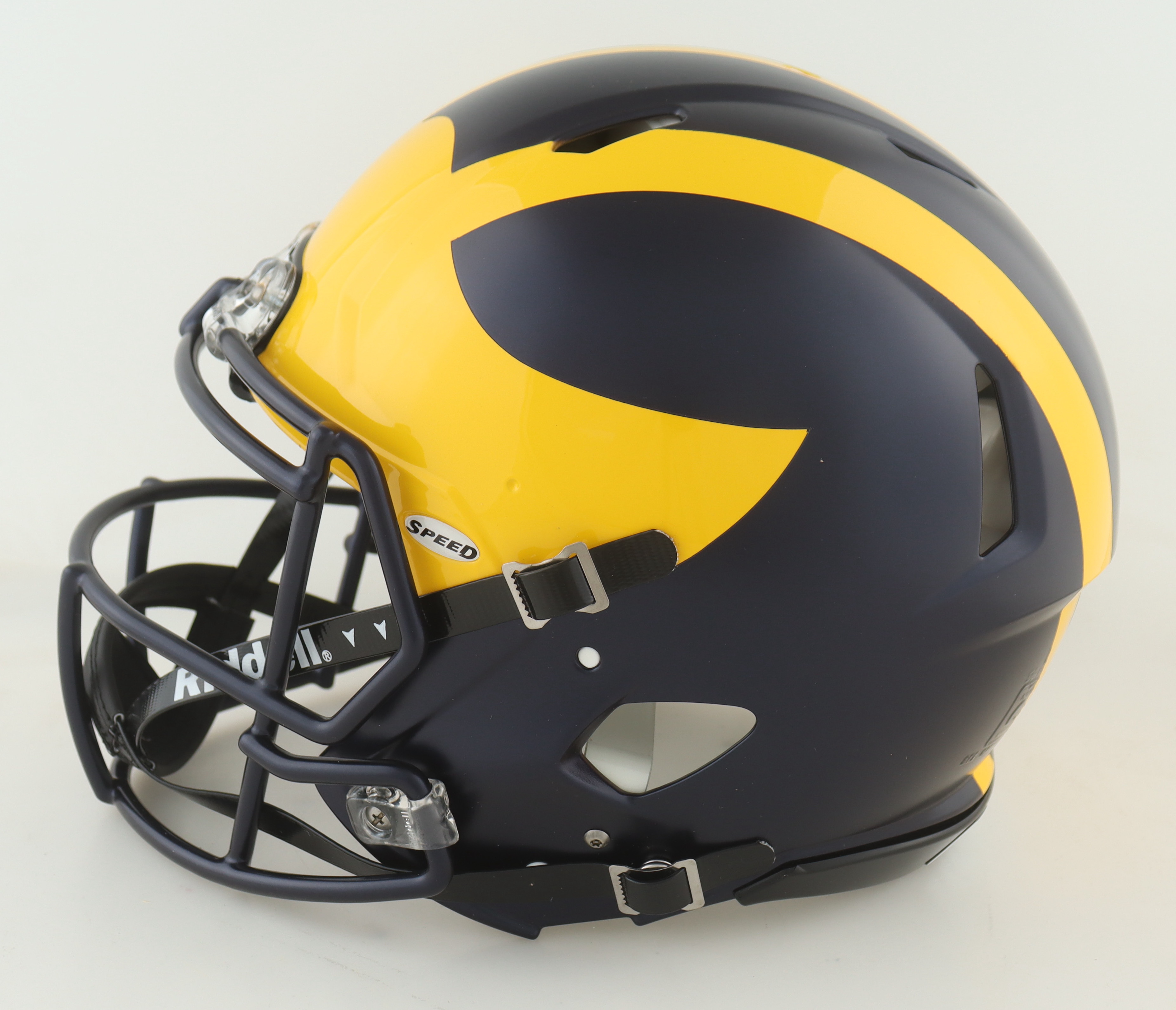 2023 Michigan Wolverines Full-Size Authentic On-Field Speed Helmet Team-Signed by (17) with J.J. McCarthy, Blake Corum, Roman Wilson, Colston Loveland Inscribed "Go Blue 15-0" & "23 Champs!" (Beckett) at PristineAuction.com 2023 Michigan Wolverines Full-Size Authentic On-Field Speed Helmet Team-Signed by (17) with J.J. McCarthy, Blake Corum, Roman Wilson, Colston Loveland Inscribed "Go Blue 15-0" & "23 Champs!" (Beckett) at PristineAuction.com