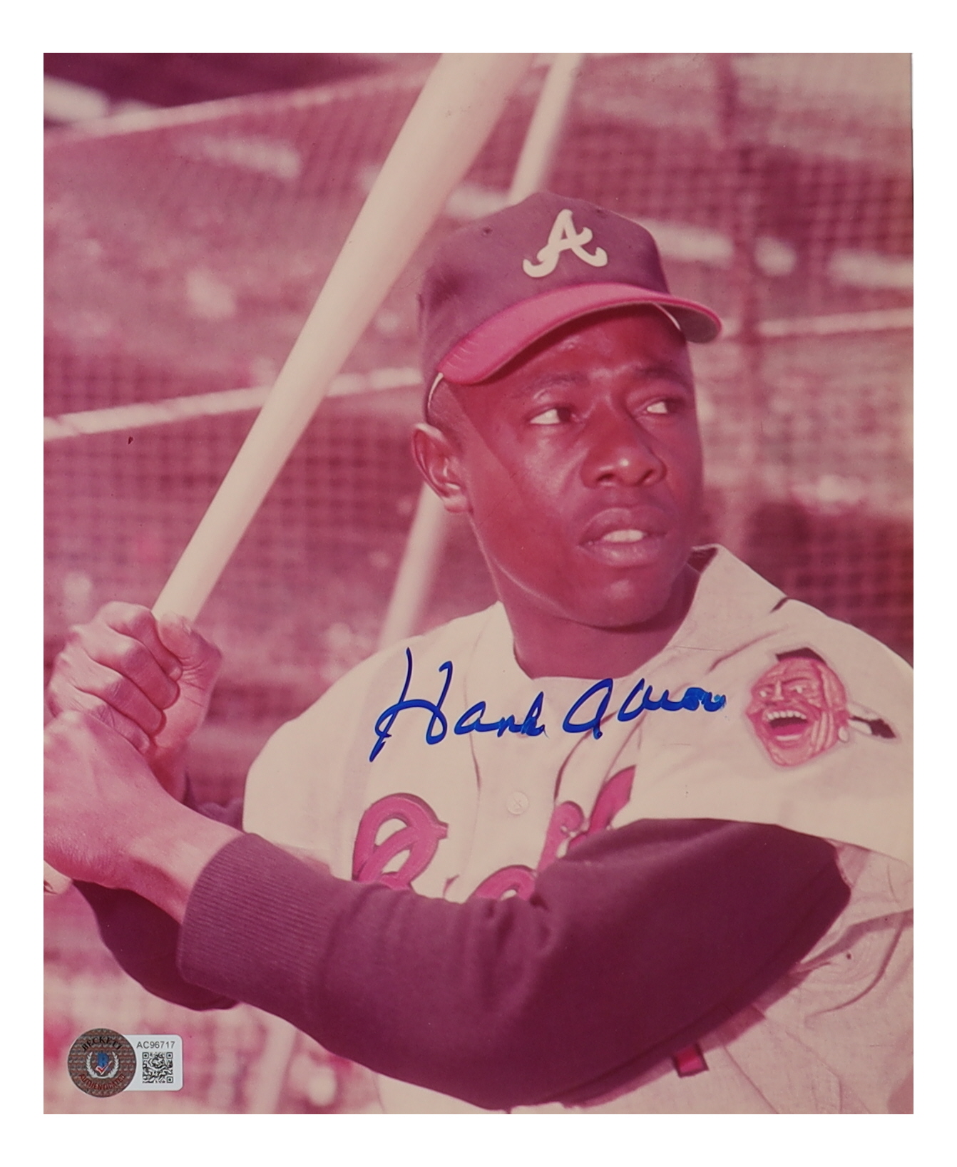 Hank Aaron Signed Braves 8x10 Photo (Beckett) at PristineAuction.com Hank Aaron Signed Braves 8x10 Photo (Beckett) at PristineAuction.com