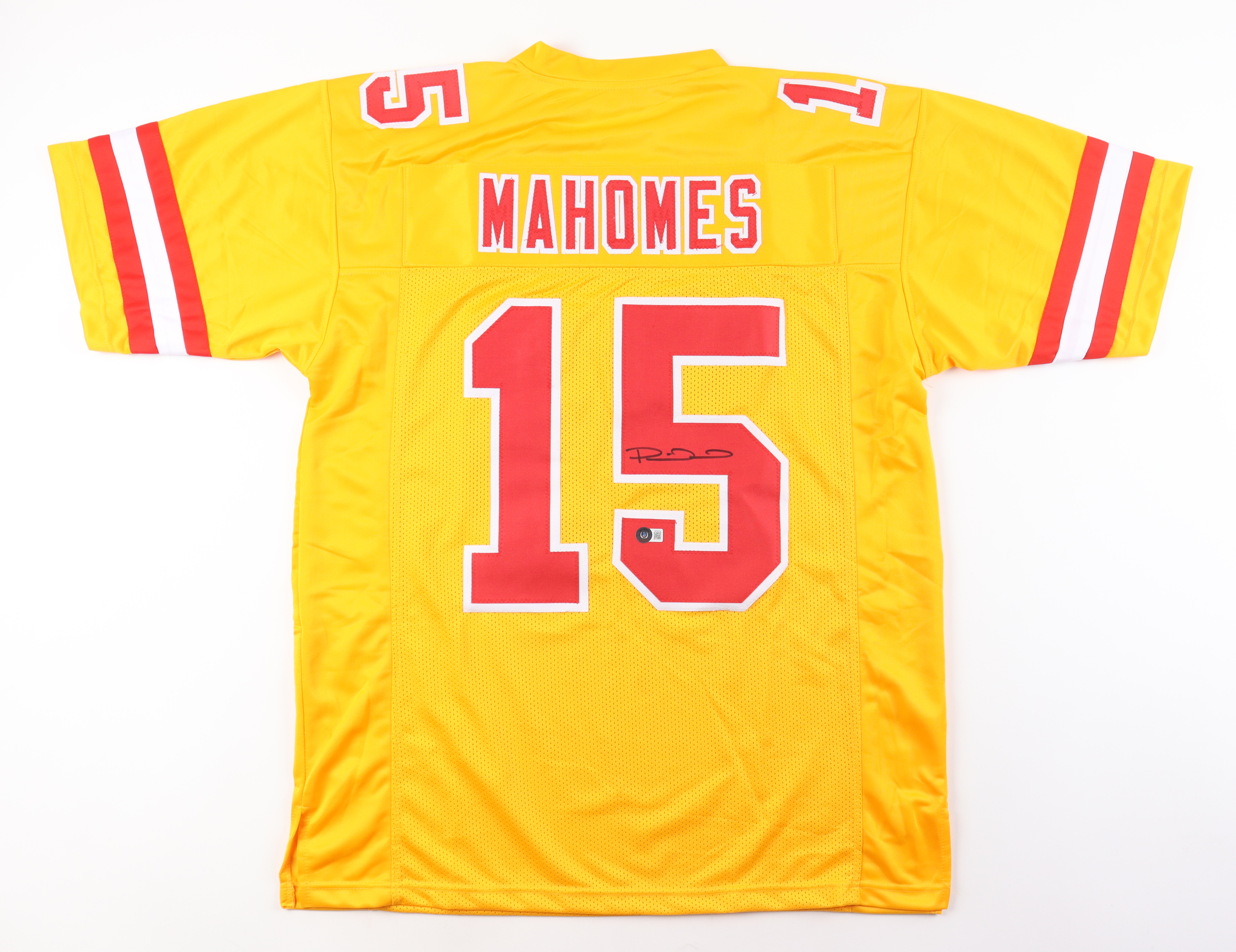 Patrick Mahomes Signed Jersey (Beckett) at PristineAuction.com Patrick Mahomes Signed Jersey (Beckett) at PristineAuction.com