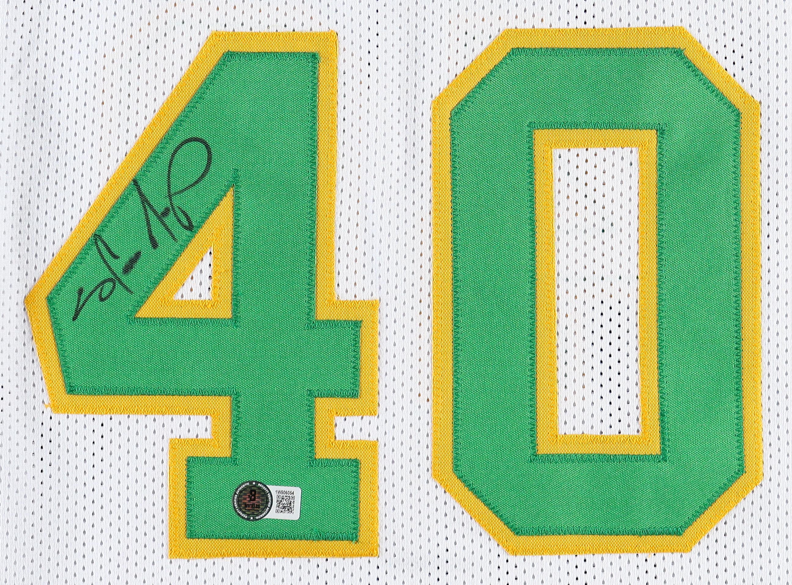 Shawn Kemp Signed Jersey (Beckett) at PristineAuction.com Shawn Kemp Signed Jersey (Beckett) at PristineAuction.com