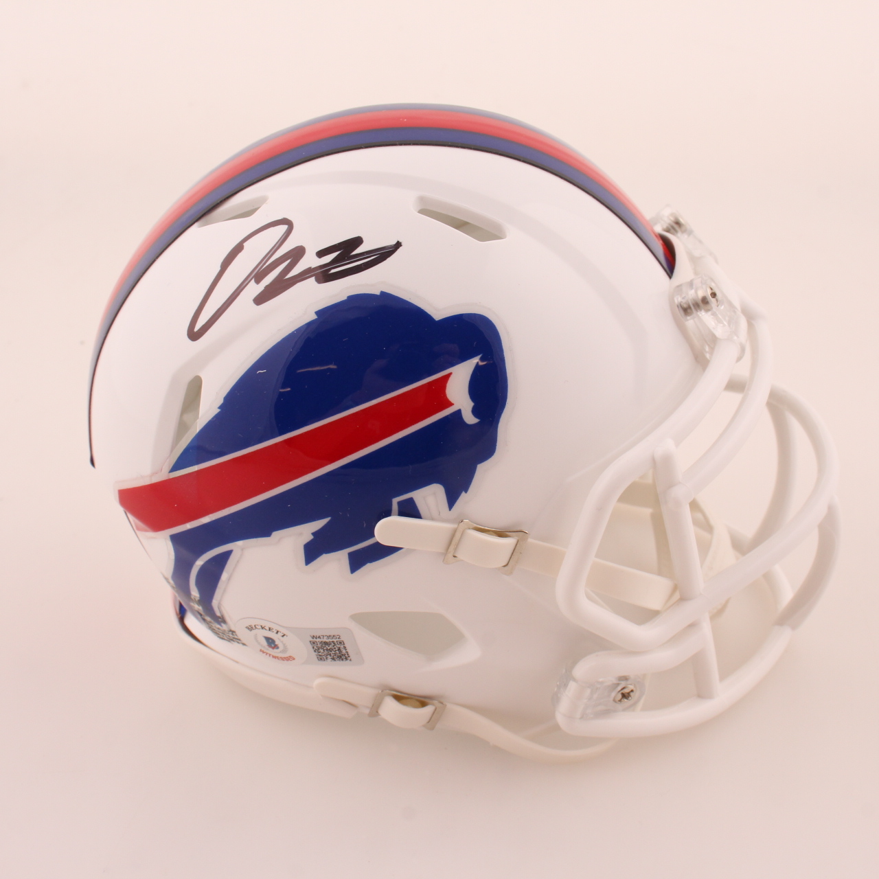 Damien Harris Signed Bills Speed Mini Helmet (Beckett) at PristineAuction.com Damien Harris Signed Bills Speed Mini Helmet (Beckett) at PristineAuction.com