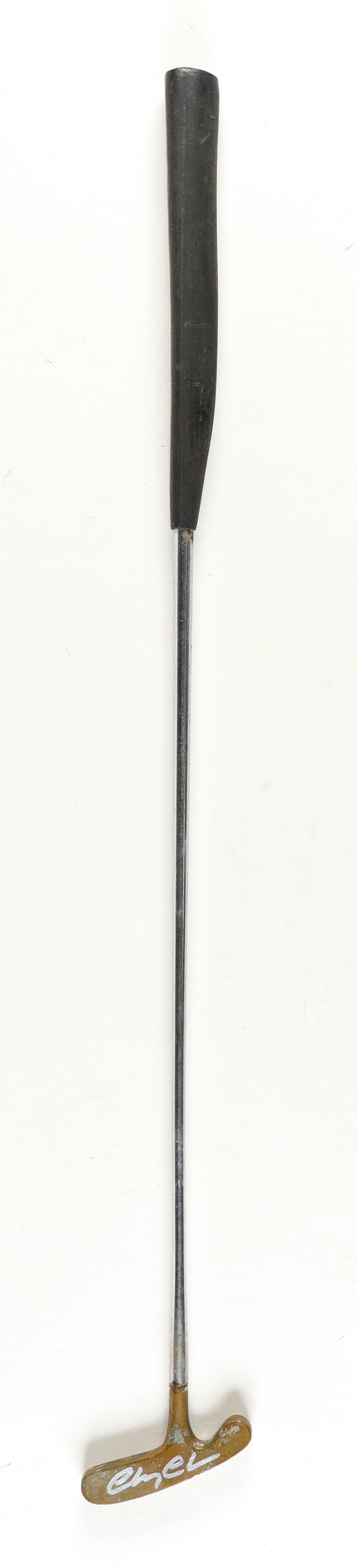 Chevy Chase Signed Vintage Putter (Beckett) at PristineAuction.com Chevy Chase Signed Vintage Putter (Beckett) at PristineAuction.com