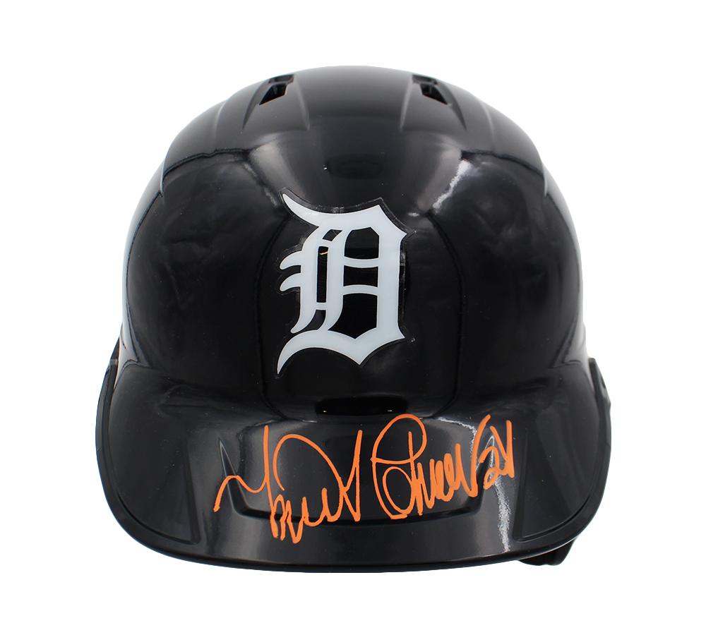 Miguel Cabrera Signed Tigers Full-Size Batting Helmet (Beckett) at PristineAuction.com Miguel Cabrera Signed Tigers Full-Size Batting Helmet (Beckett) at PristineAuction.com