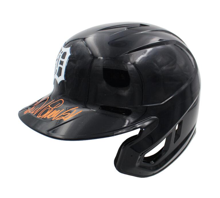 Miguel Cabrera Signed Tigers Full-Size Batting Helmet (Beckett) at PristineAuction.com Miguel Cabrera Signed Tigers Full-Size Batting Helmet (Beckett) at PristineAuction.com