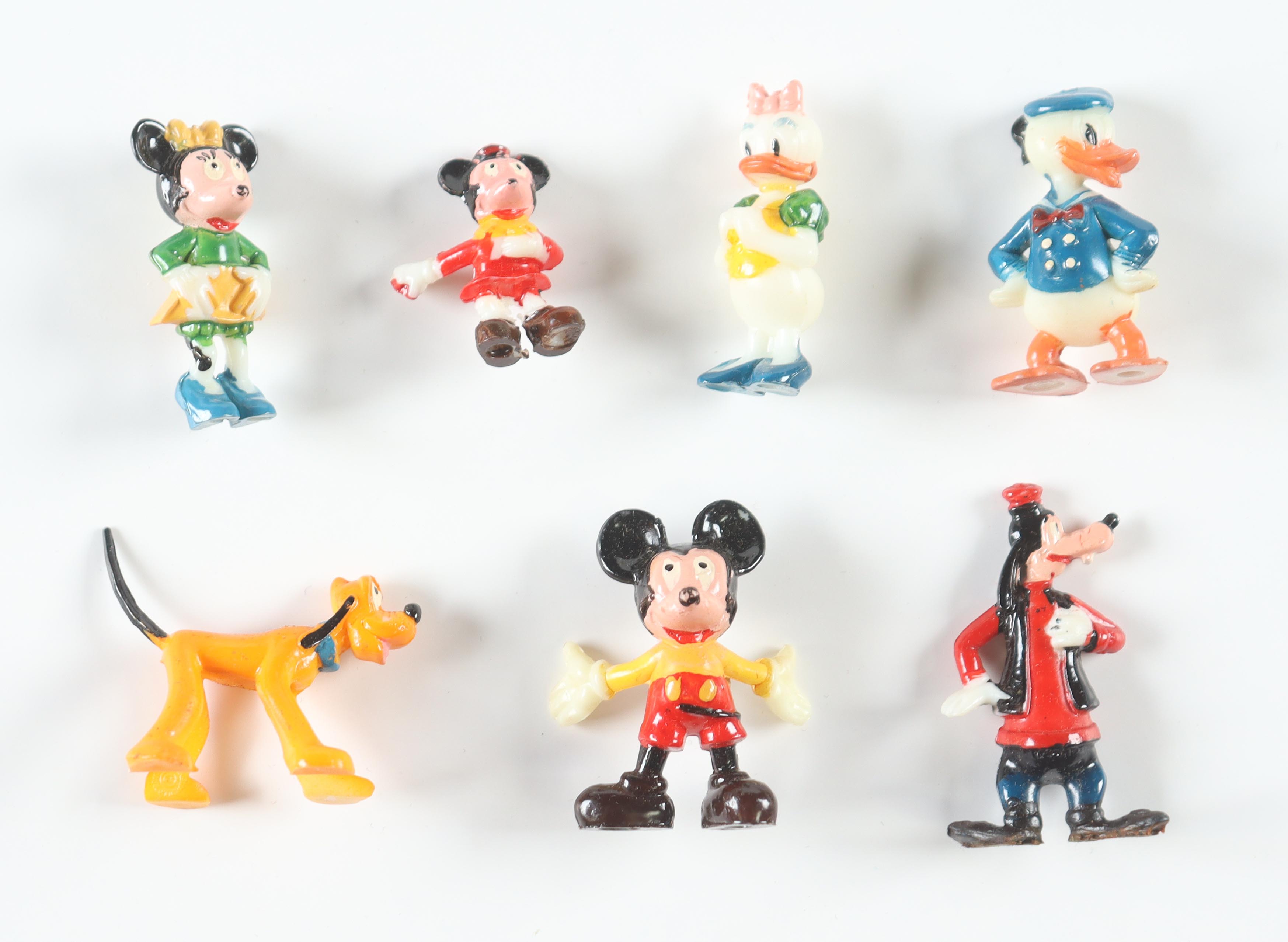 1960's Vintage Marx DisneyKins Hand-Painted Figure Set With Original Boxes at PristineAuction.com 1960's Vintage Marx DisneyKins Hand-Painted Figure Set With Original Boxes at PristineAuction.com